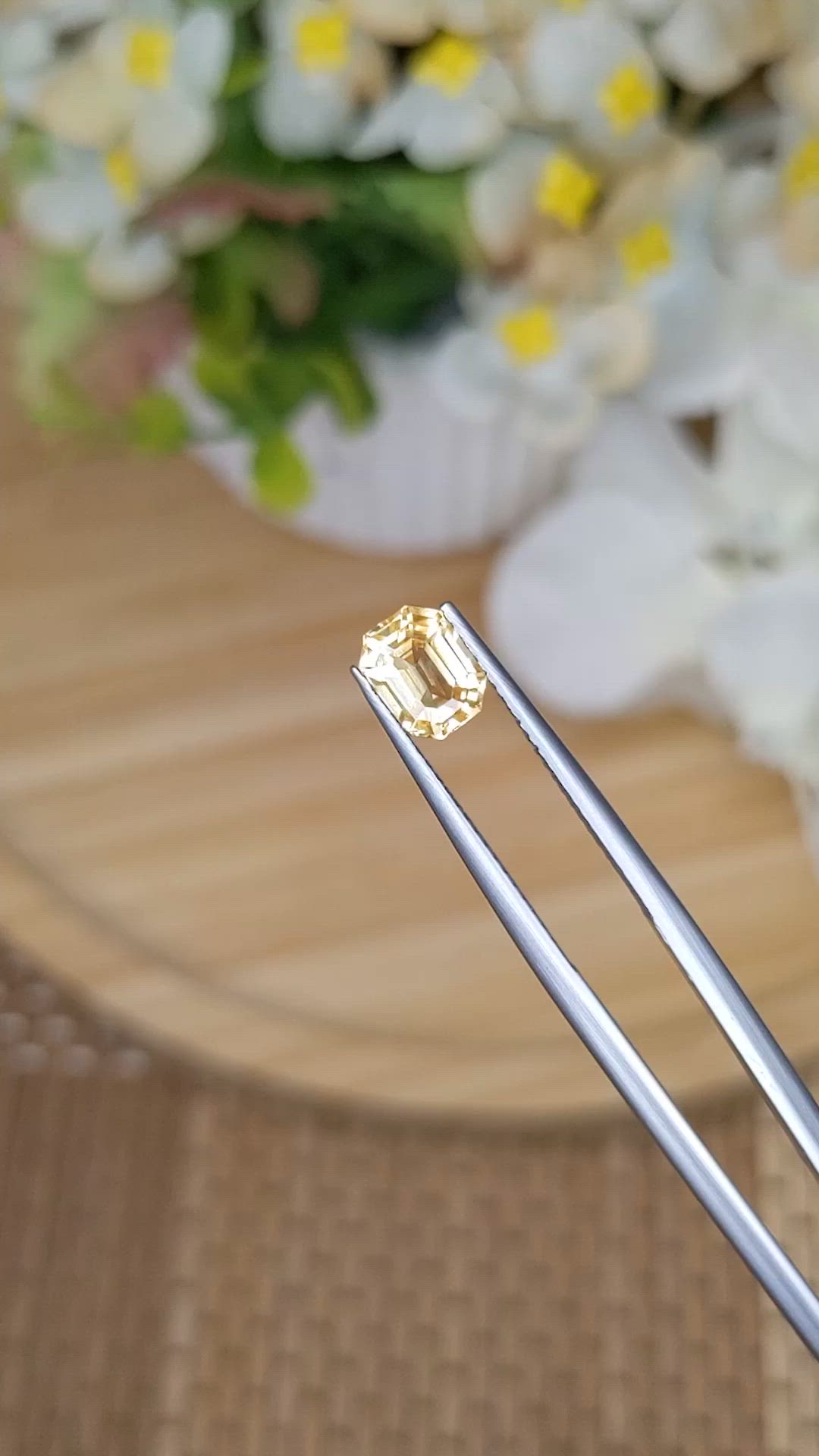 1.64 Ct. Yellow Sapphire from Ceylon (Sri Lanka) Size Video