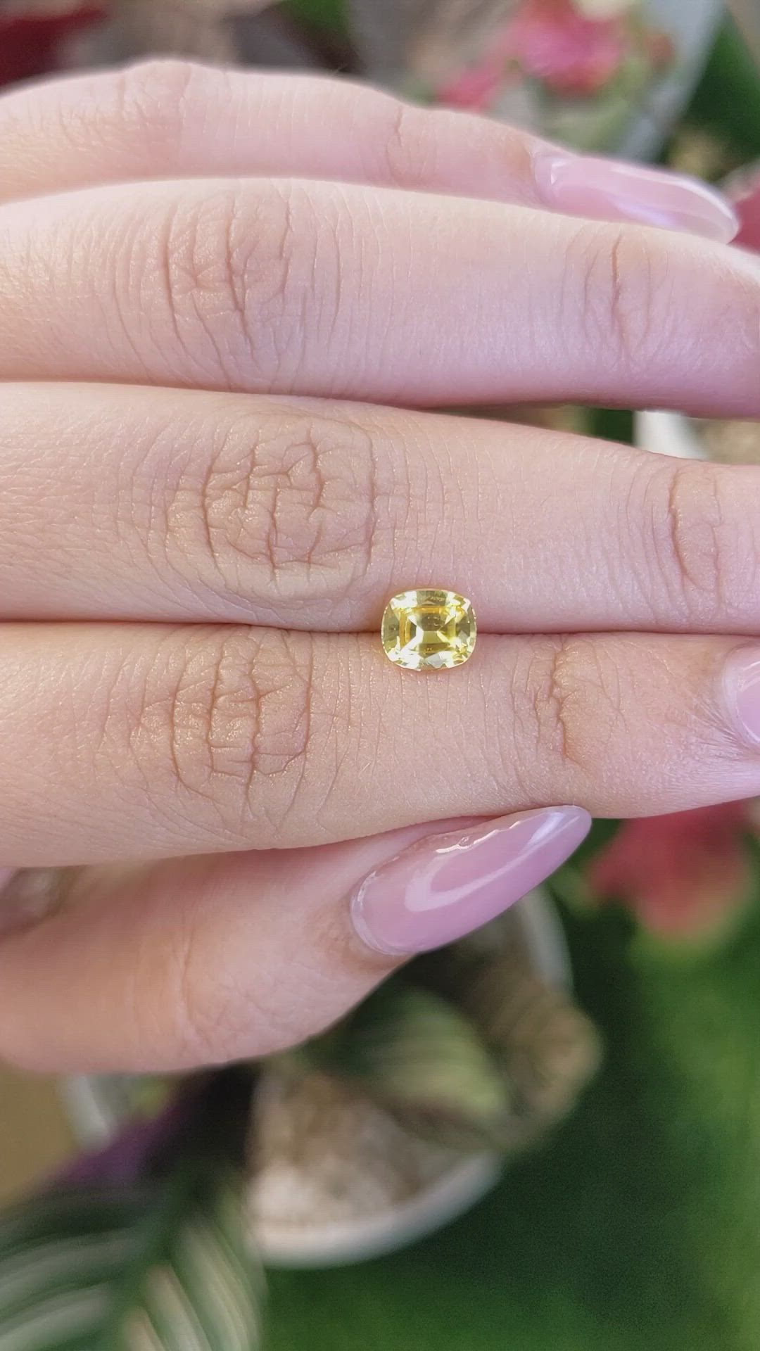 1.16 Ct. Yellow Sapphire from Ceylon (Sri Lanka) Size Video