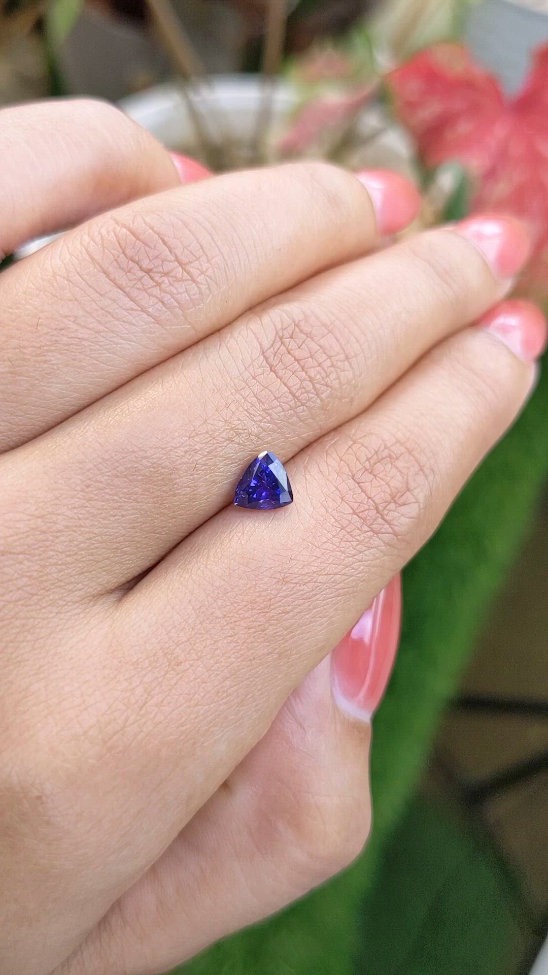 1.10 Ct. Bluish Purple Sapphire from Ceylon (Sri Lanka) Size Video