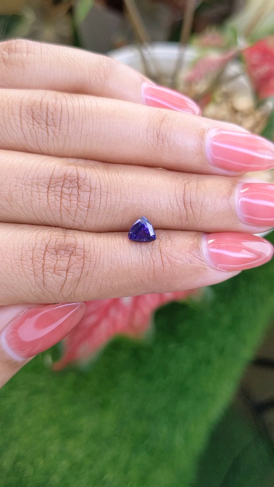1.10 Ct. Bluish Purple Sapphire from Ceylon (Sri Lanka) Size Video