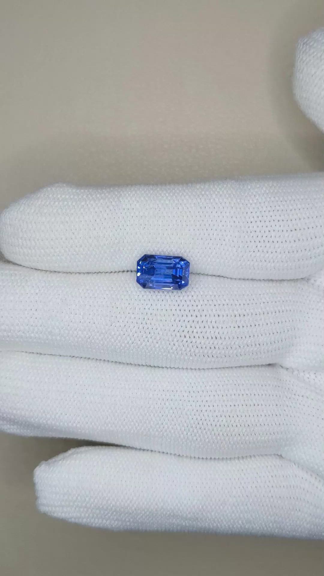 3.64 Ct. Blue Sapphire from Ceylon (Sri Lanka) Size Video