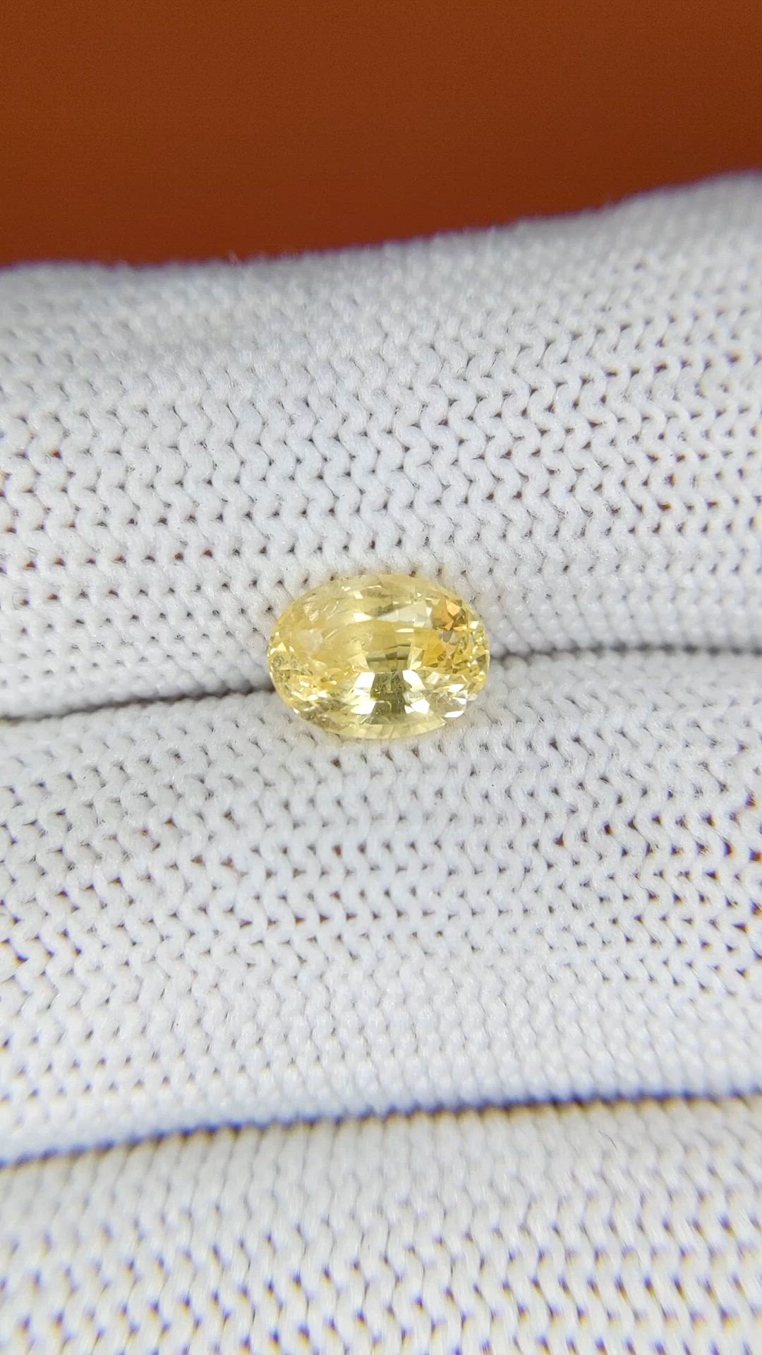 2.02 Ct. Yellow Sapphire from Ceylon (Sri Lanka) Size Video