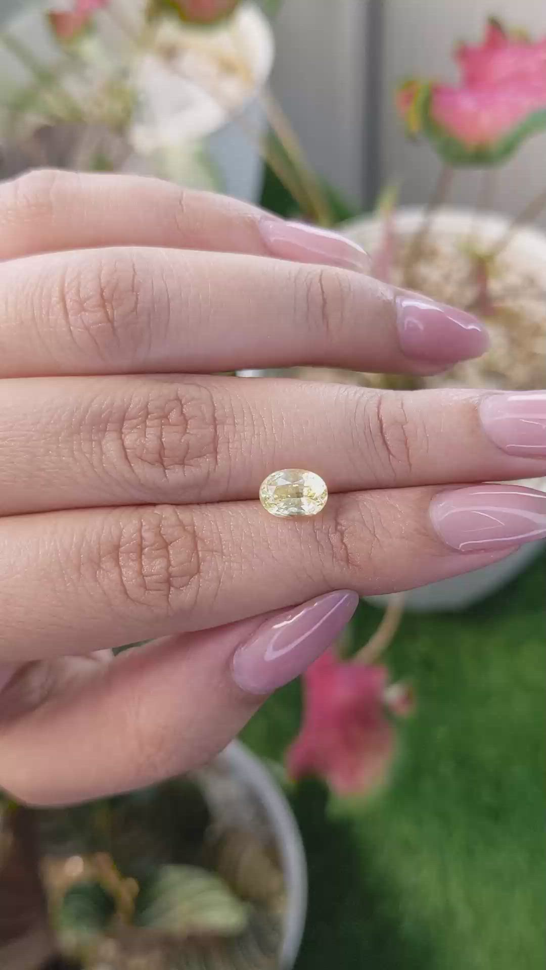 2.02 Ct. Yellow Sapphire from Ceylon (Sri Lanka) Size Video