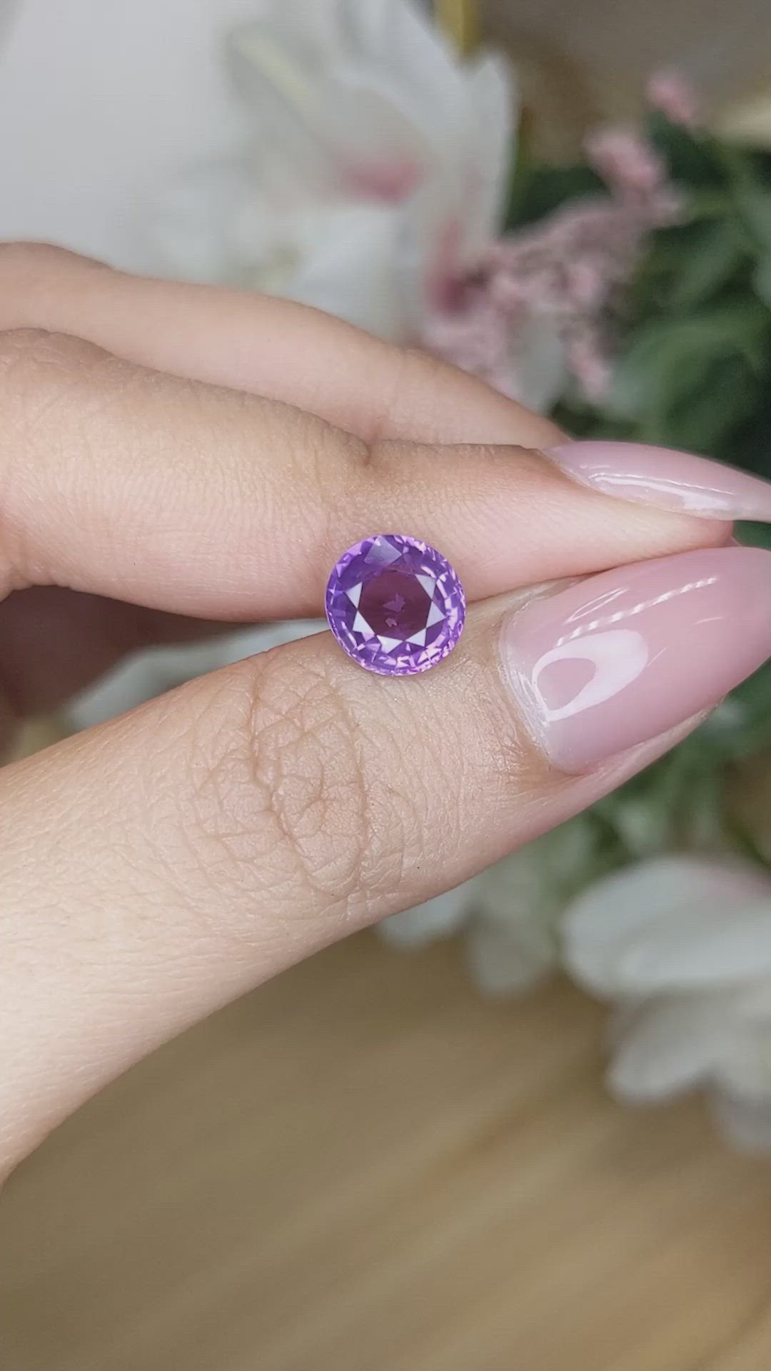 2.40 Ct. Pinkish Purple Sapphire from Ceylon (Sri Lanka) Size Video