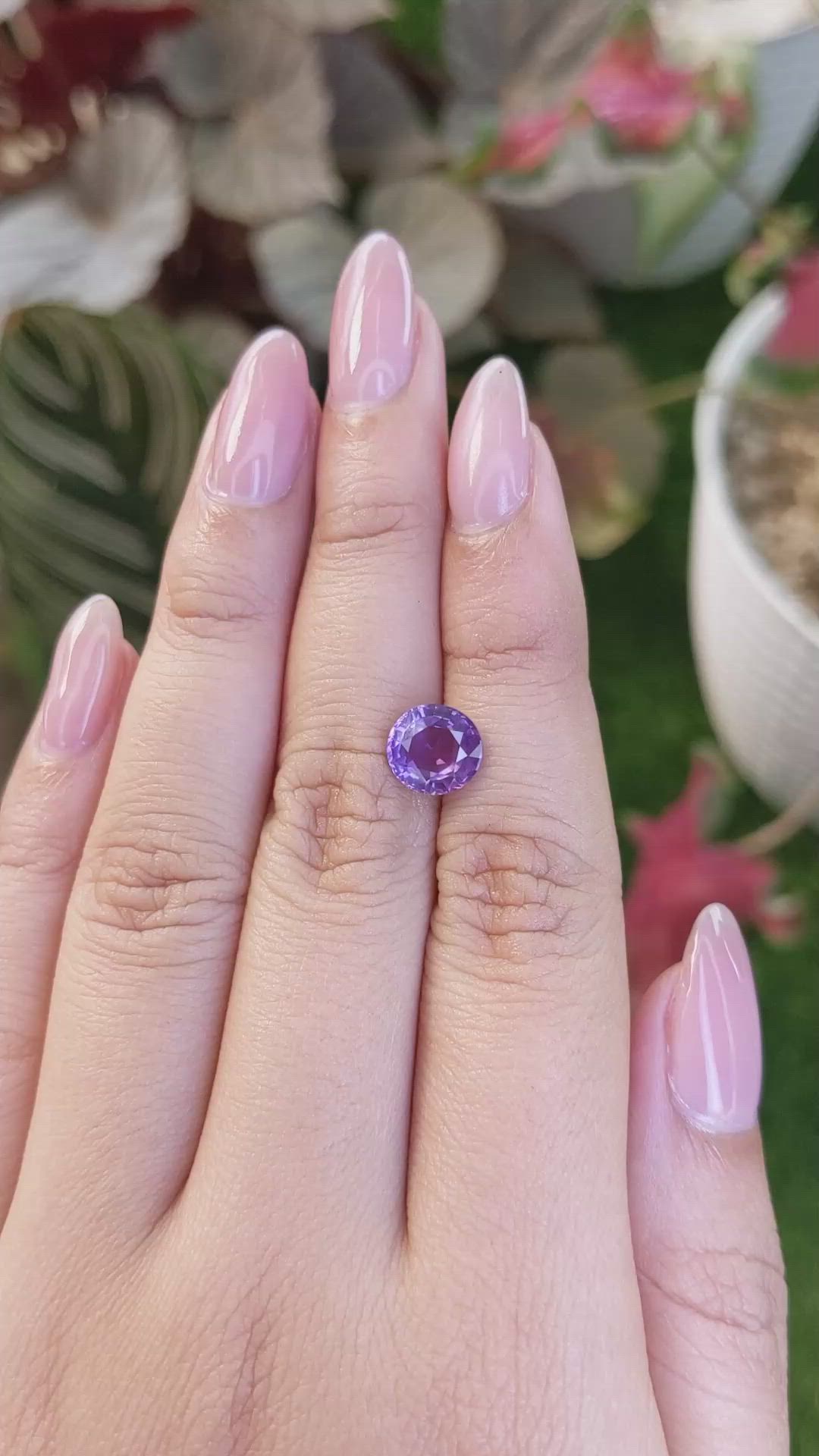 2.40 Ct. Pinkish Purple Sapphire from Ceylon (Sri Lanka) Size Video