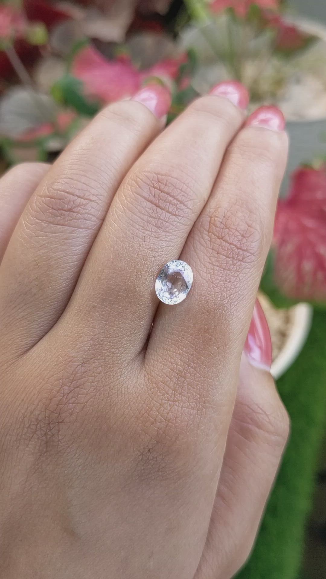 2.23 Ct. White Sapphire from Ceylon (Sri Lanka) Size Video