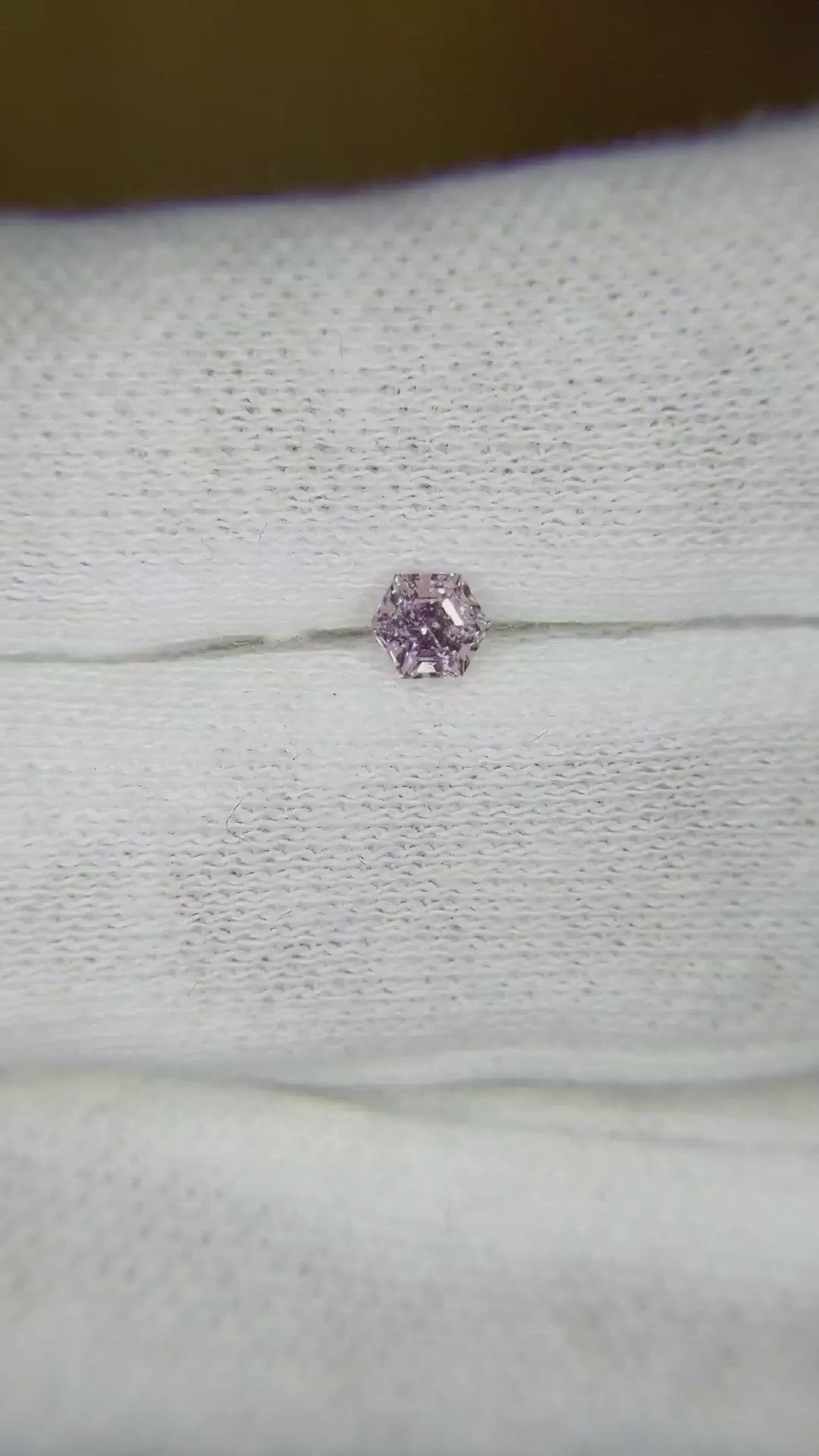 0.32 Ct. Pink Sapphire from Ceylon (Sri Lanka) Size Video