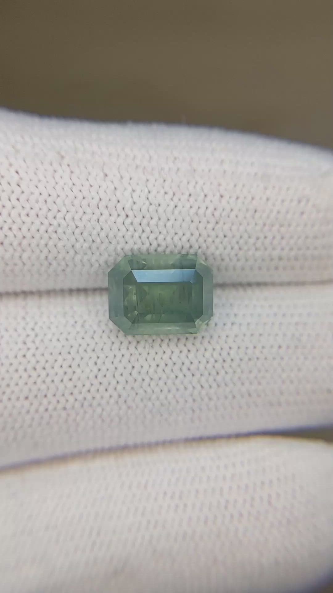 4.58 Ct. Bluish Green Sapphire from Montana Size Video