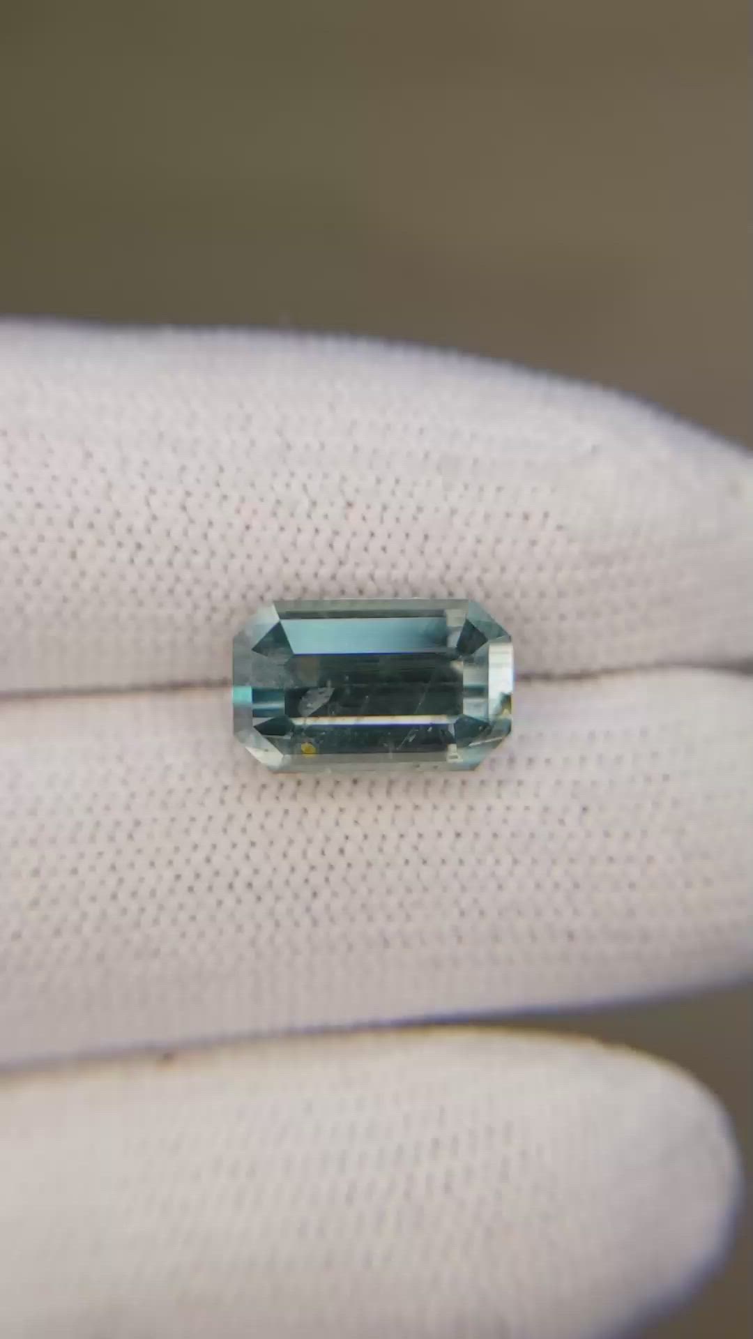 5.93 Ct. Greenish Blue Sapphire from Montana Size Video