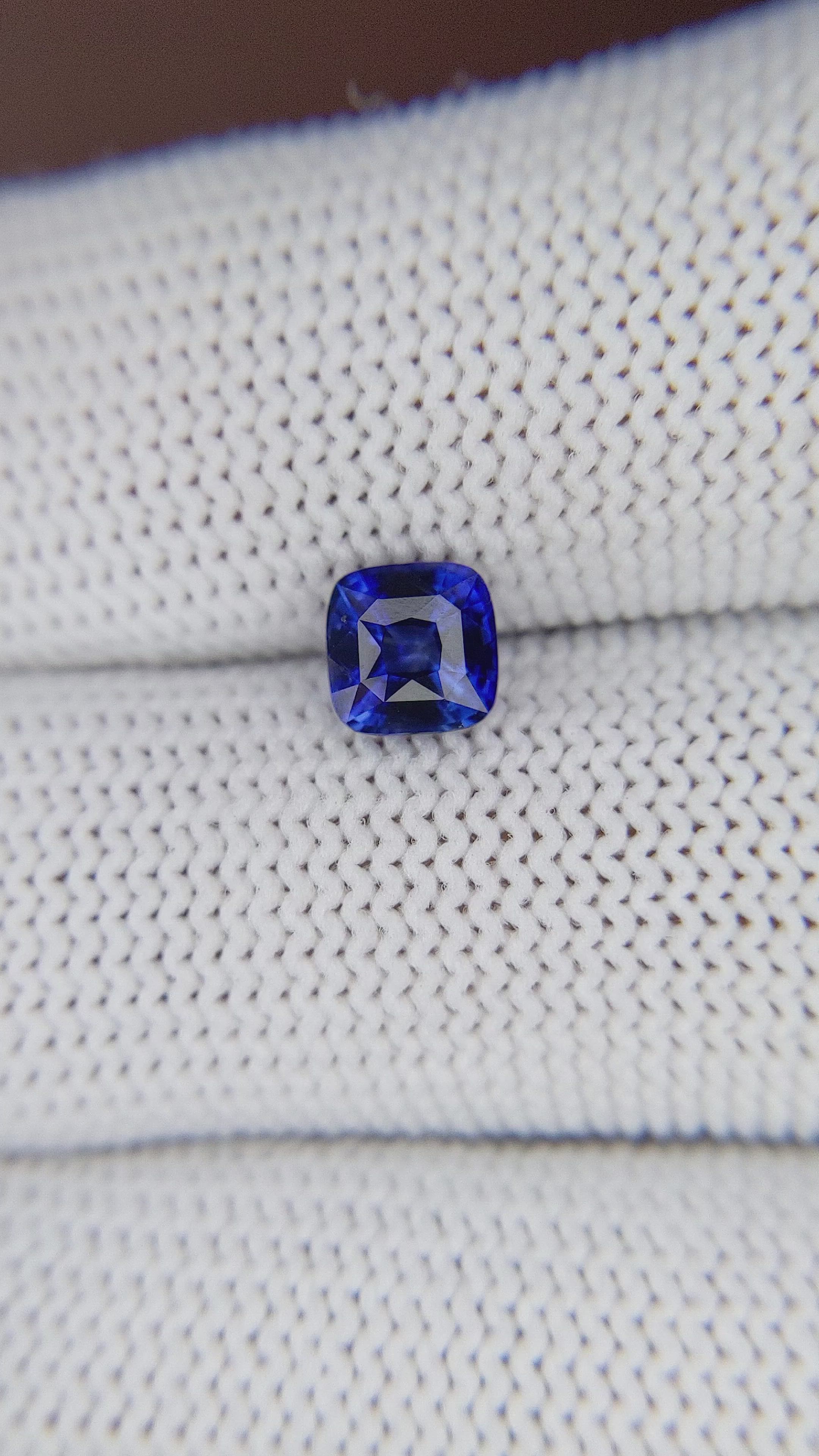 1.04 Ct. Blue Sapphire from Madagascar Size Video