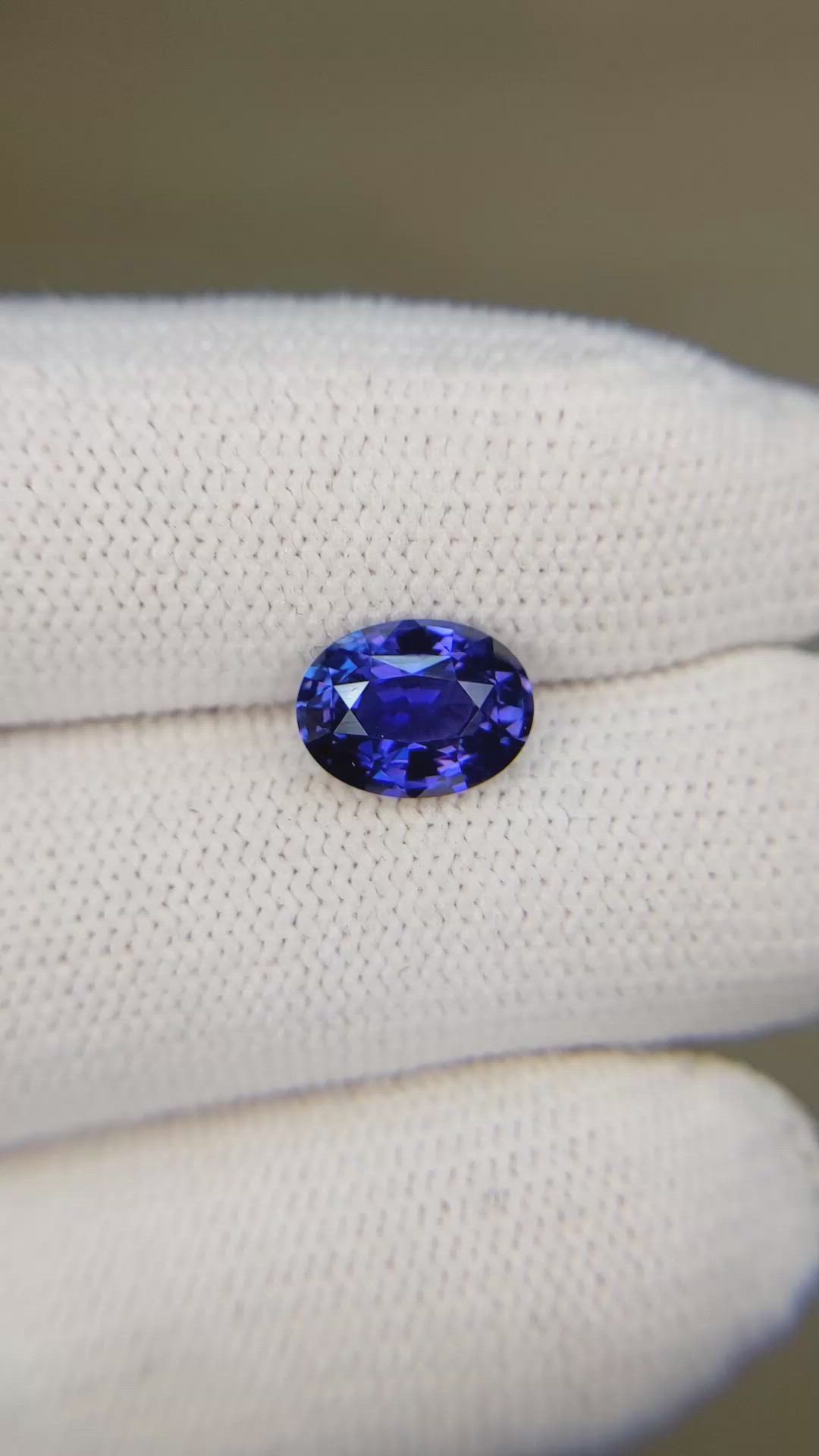 2.01 Ct. Blue Sapphire from Ceylon (Sri Lanka) Size Video