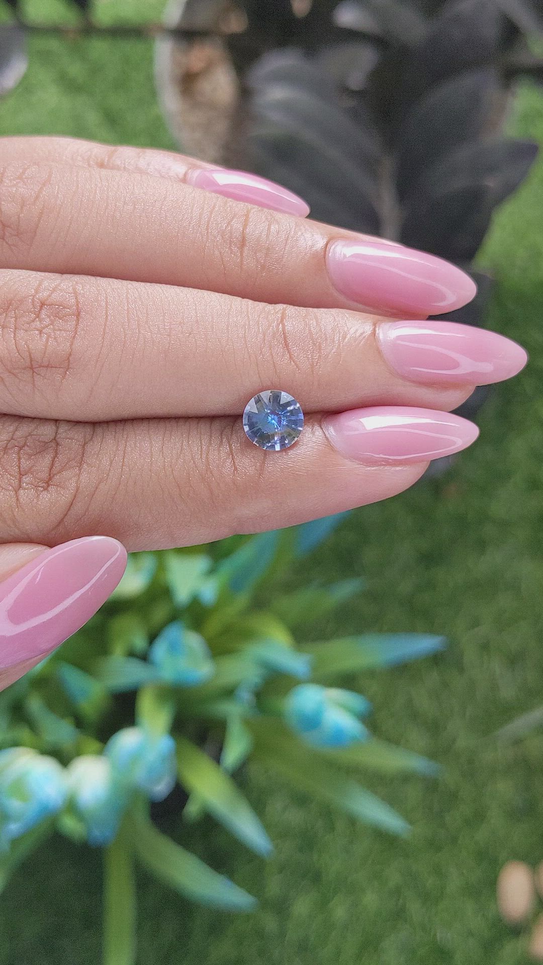 1.06 Ct. Bi Color / Parti Sapphire from Ceylon (Sri Lanka) Size Video