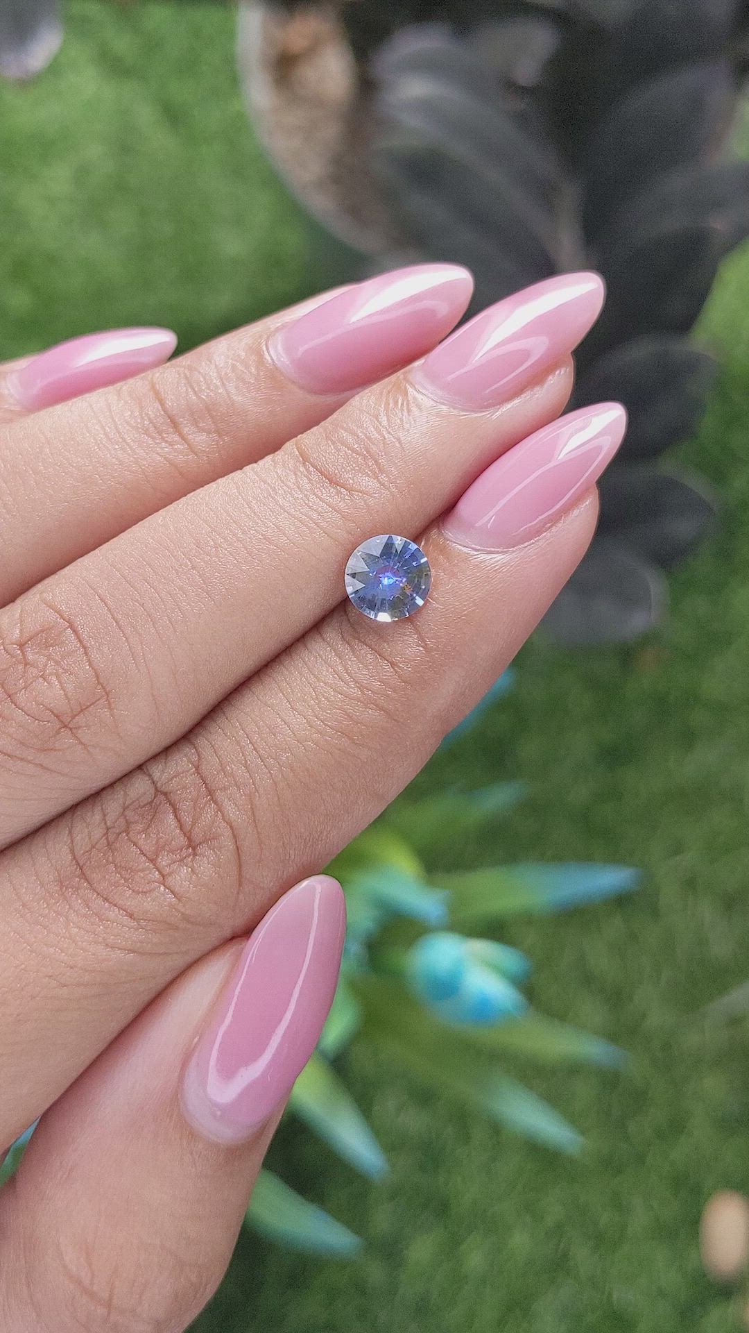 1.06 Ct. Bi Color / Parti Sapphire from Ceylon (Sri Lanka) Size Video