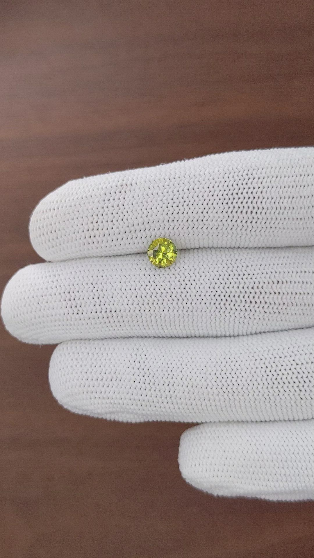 1.05 Ct. Greenish Yellow Sapphire from Australia Size Video