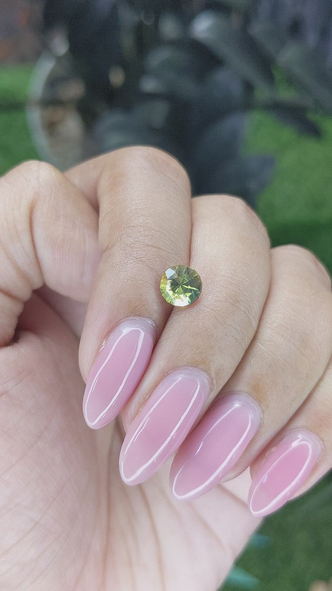 1.25 Ct. Bi Color / Parti Sapphire from Australia Size Video