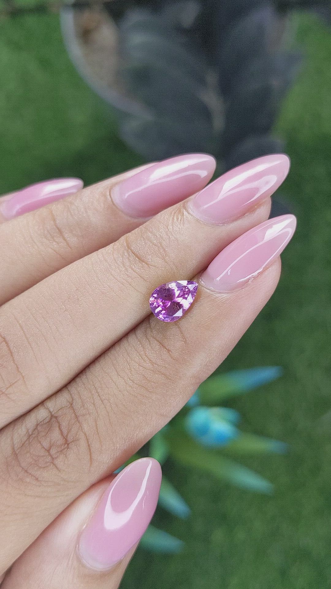 1.27 Ct. Pinkish Purple Sapphire from Tanzania Size Video