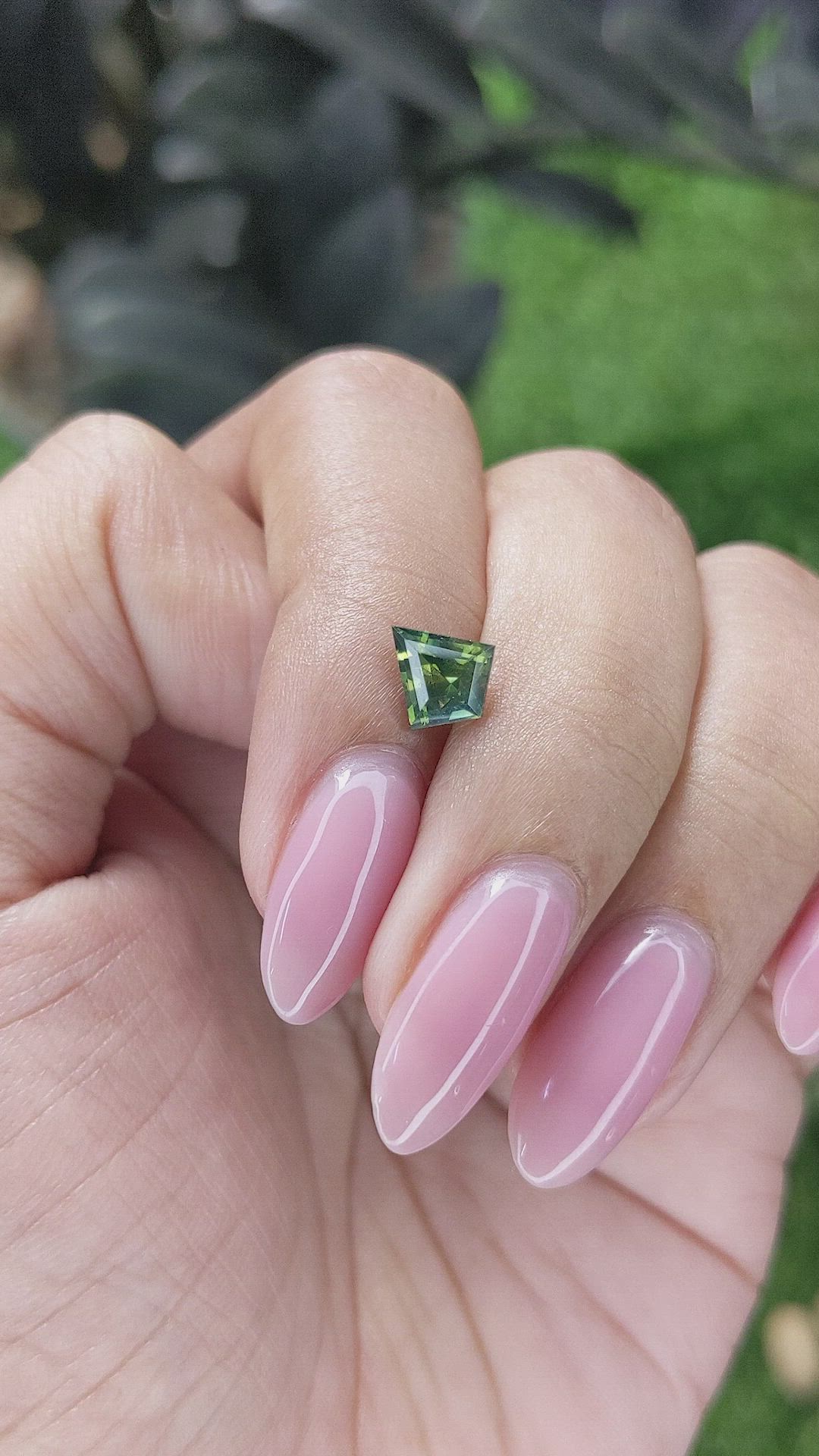 1.05 Ct. Yellowish Green Sapphire from Australia Size Video