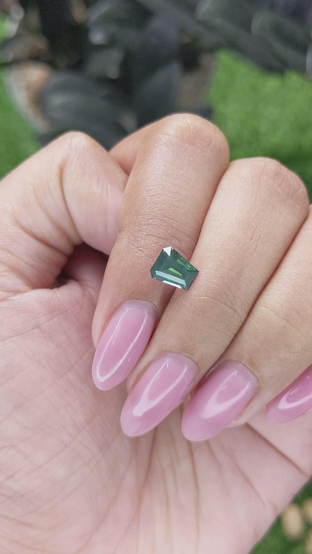 1.26 Ct. Yellowish Green Sapphire from Australia Size Video