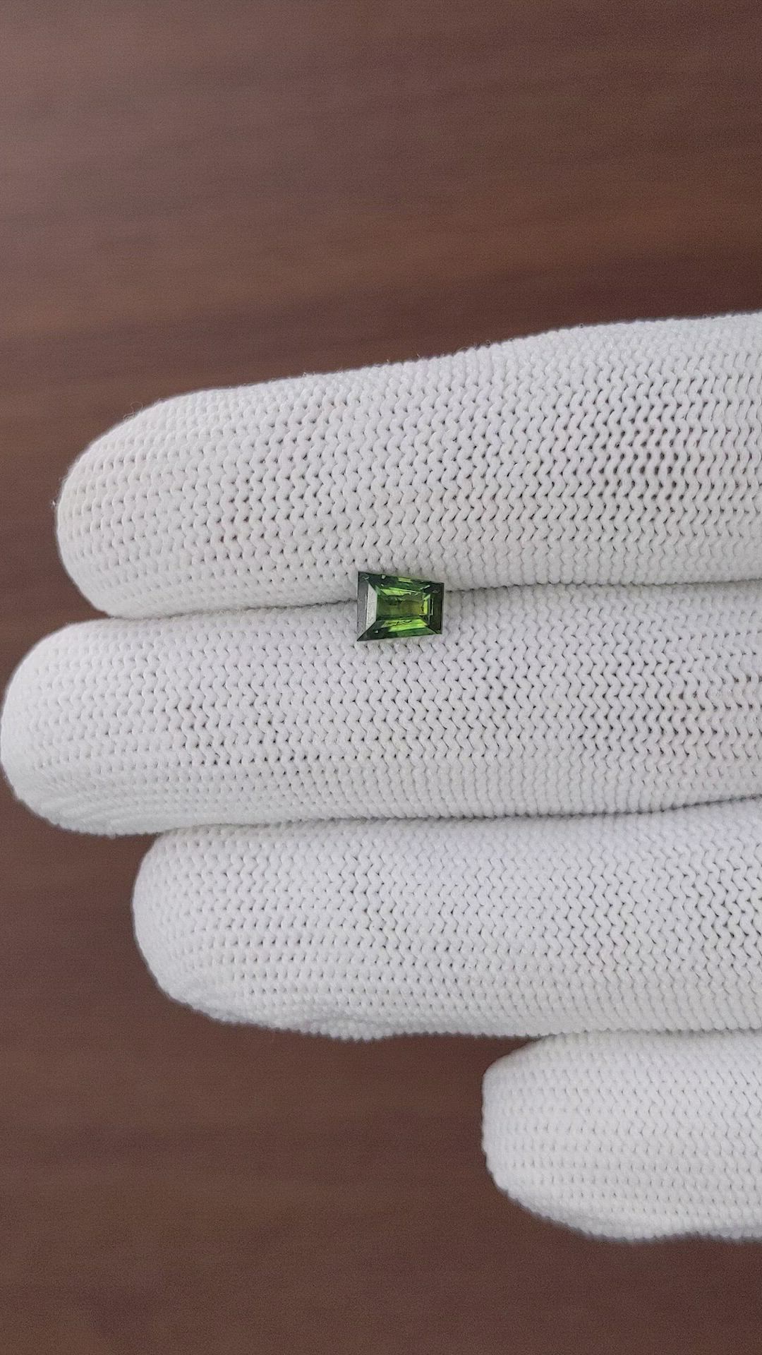 1.15 Ct. Yellowish Green Sapphire from Australia Size Video