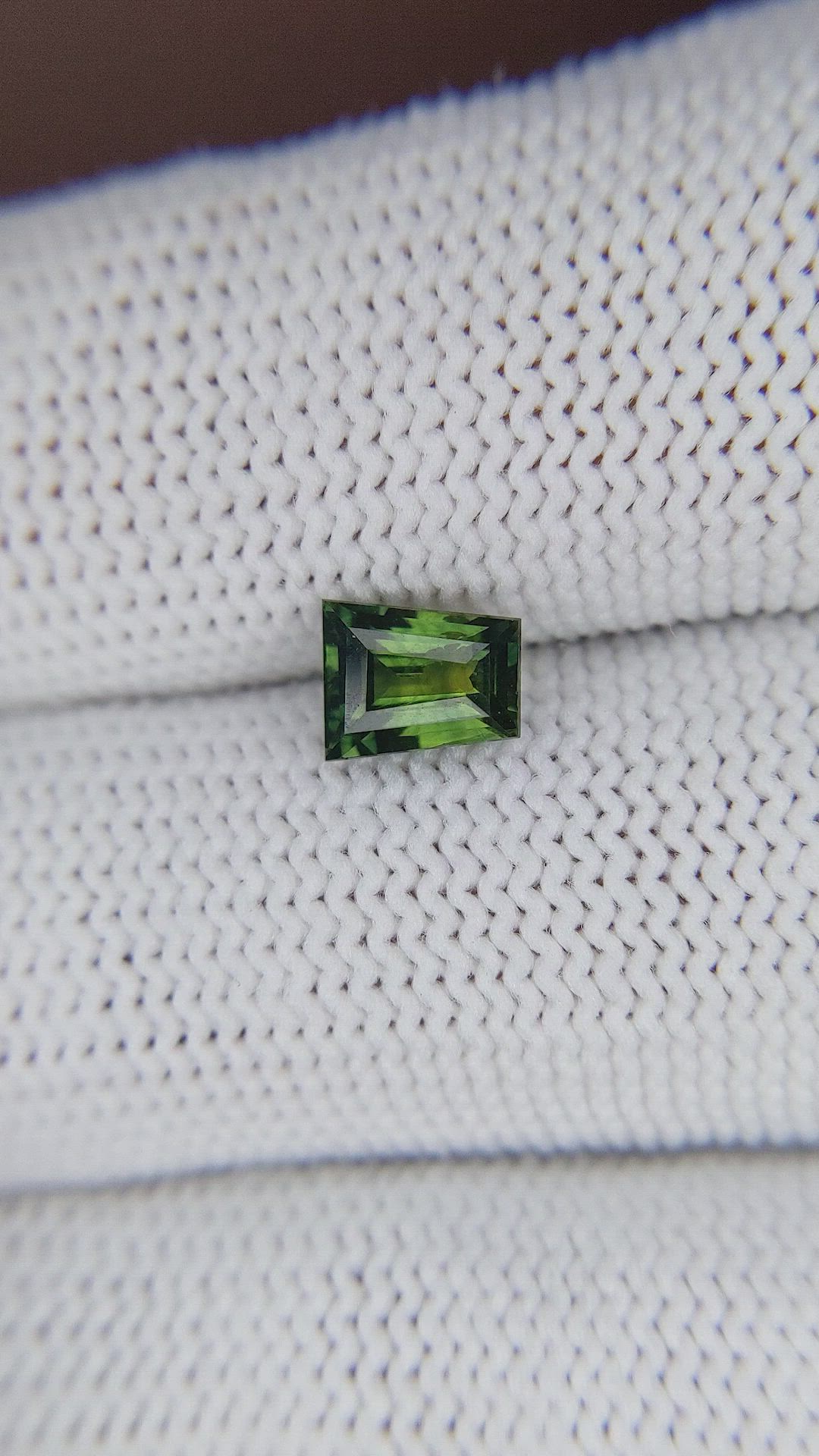 1.15 Ct. Yellowish Green Sapphire from Australia Size Video
