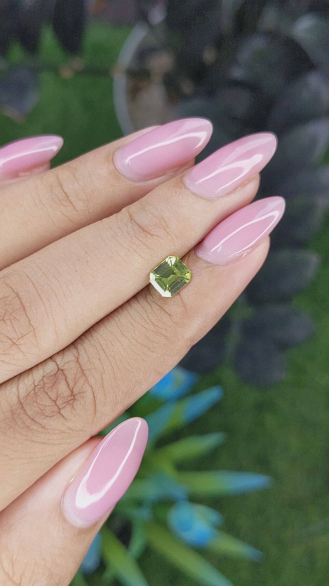 0.98 Ct. Yellowish Green Sapphire from Australia Size Video