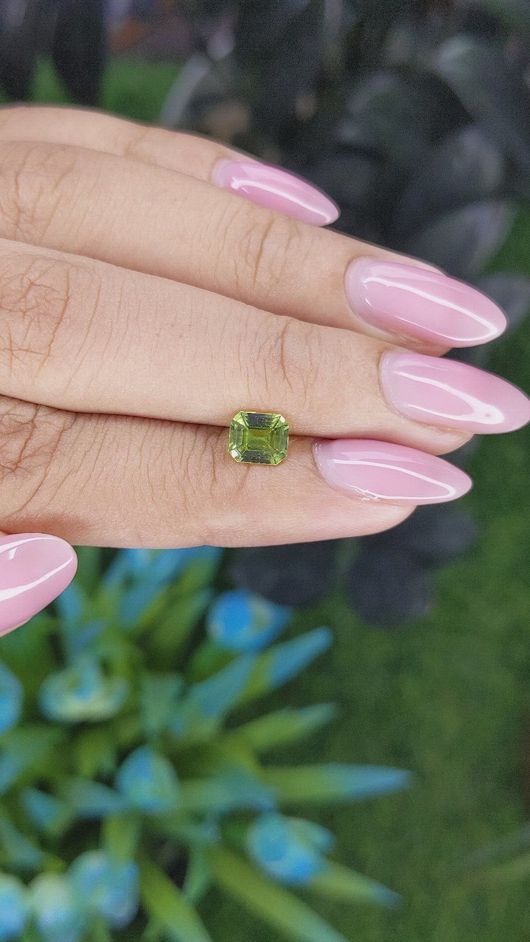 0.98 Ct. Yellowish Green Sapphire from Australia Size Video