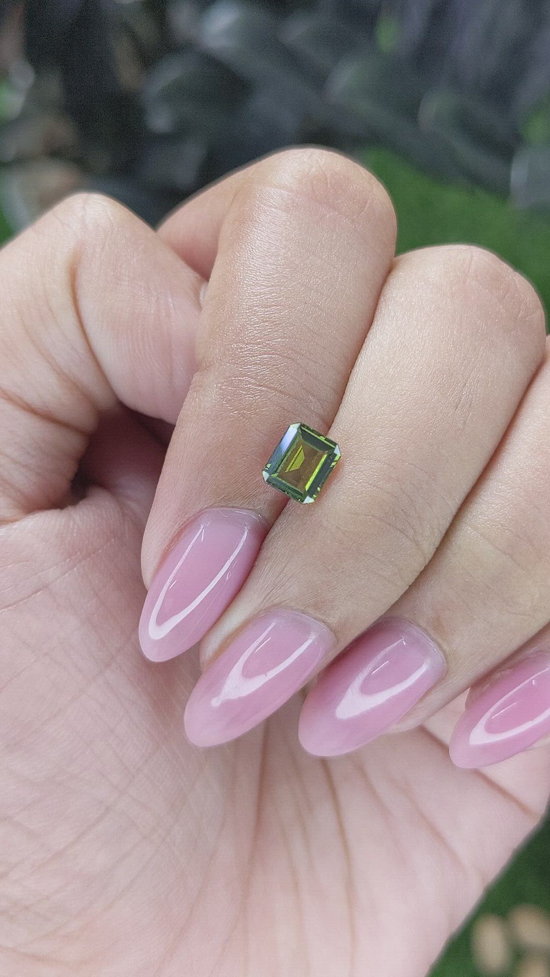 1.07 Ct. Yellowish Green Sapphire from Australia Size Video
