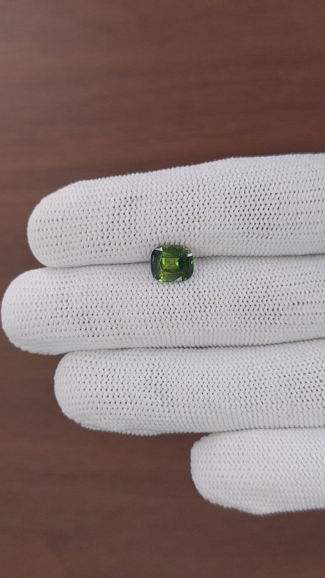 2.20 Ct. Bi Color / Parti Sapphire from Australia Size Video