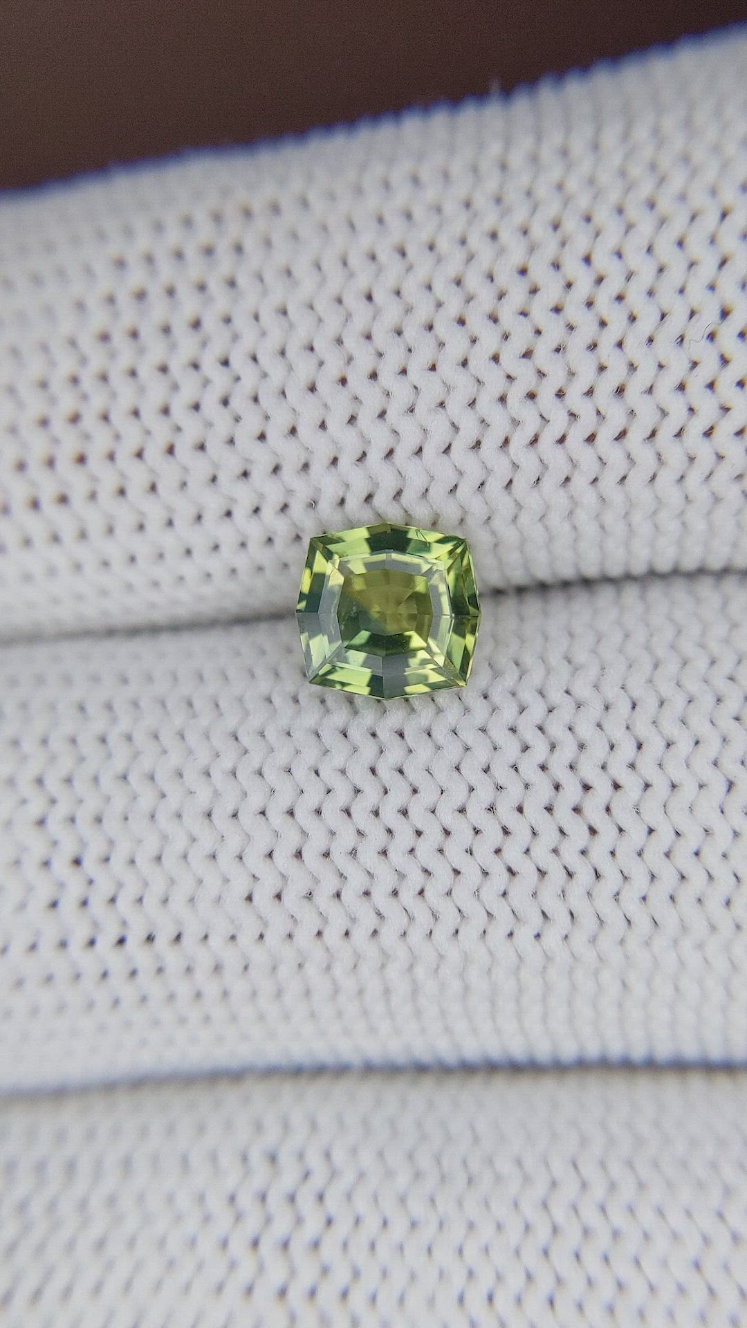 1.27 Ct. Bi Color / Parti Sapphire from Australia Size Video