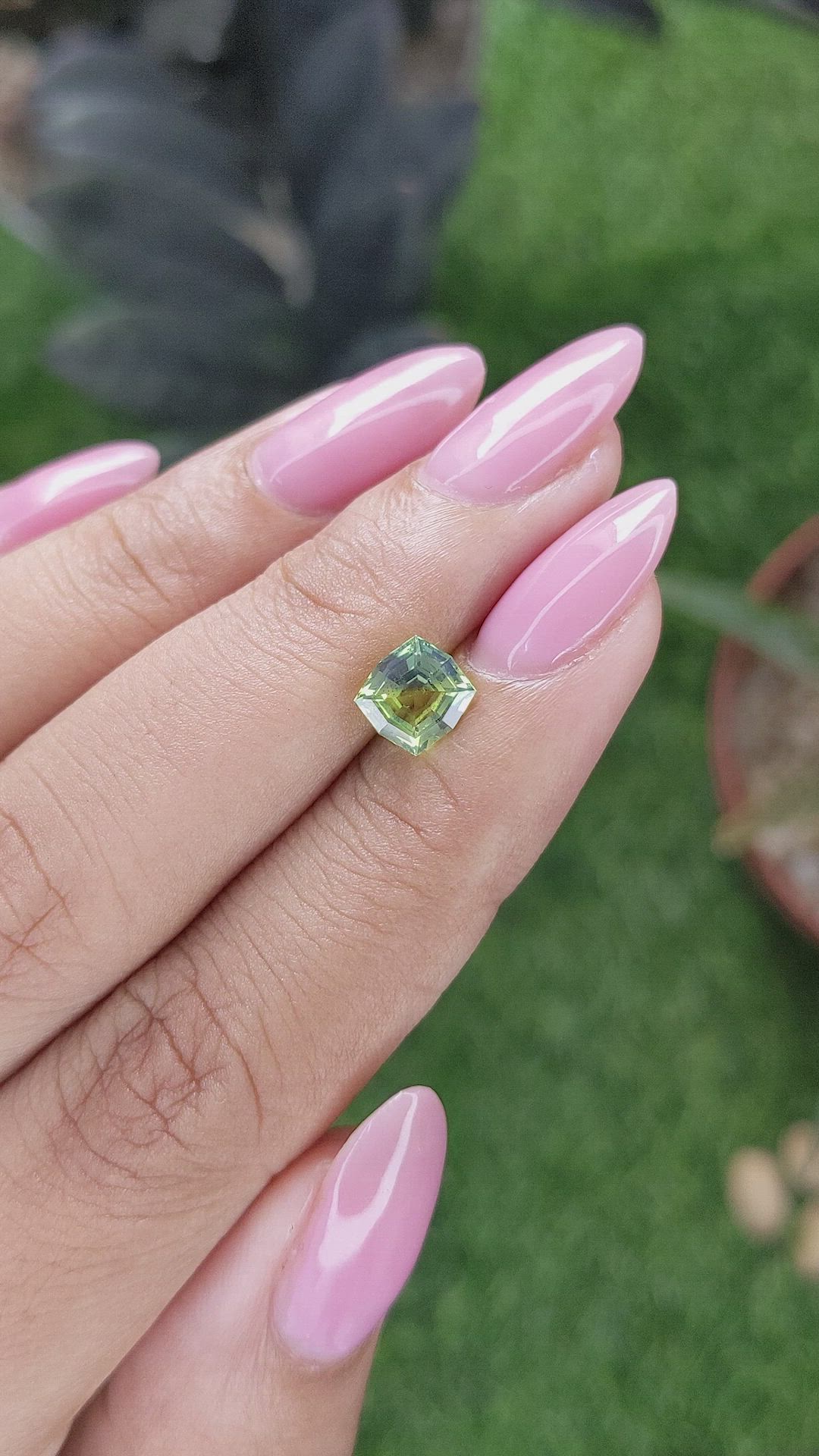 1.27 Ct. Bi Color / Parti Sapphire from Australia Size Video