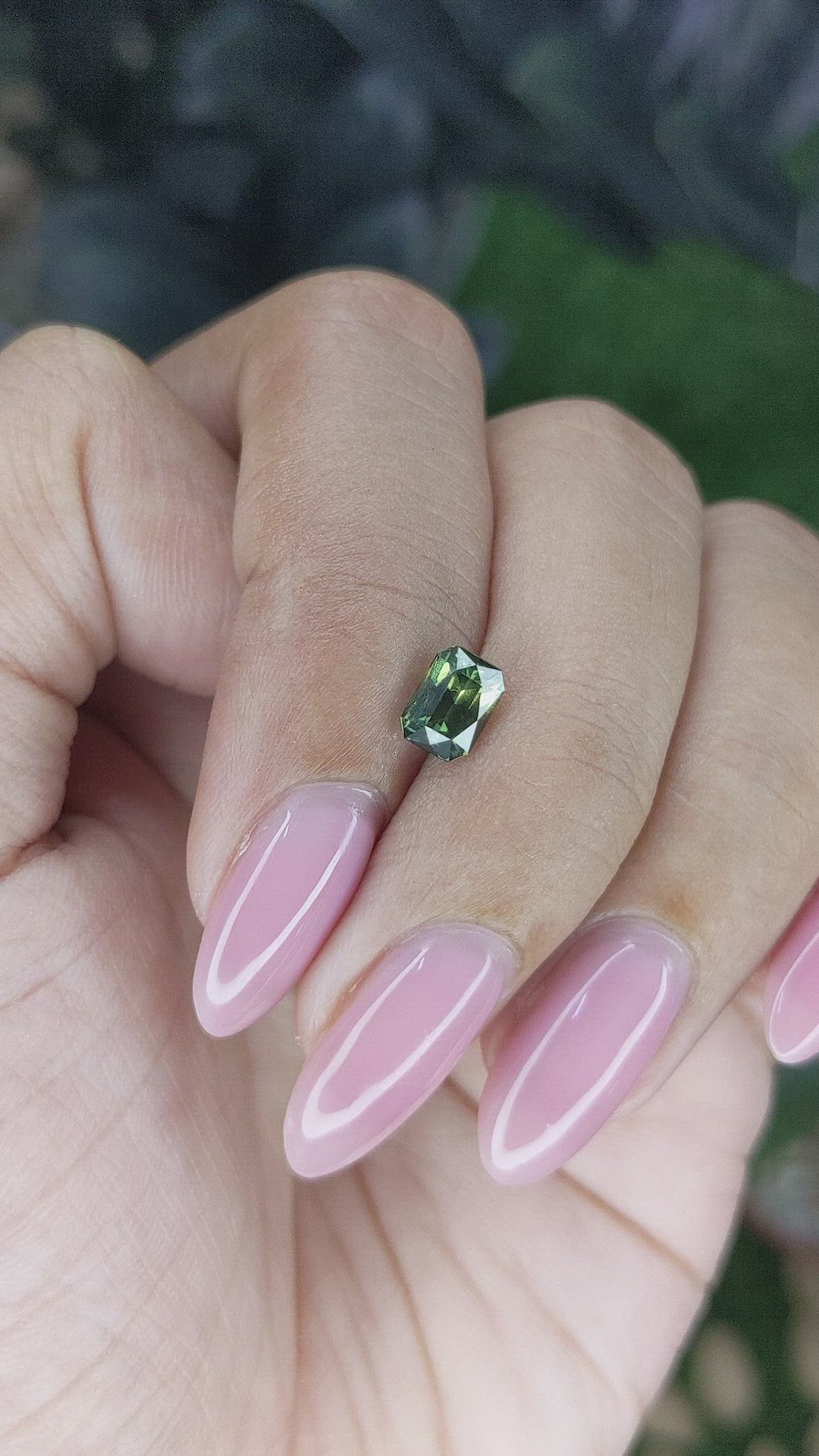 0.99 Ct. Yellowish Green Sapphire from Australia Size Video