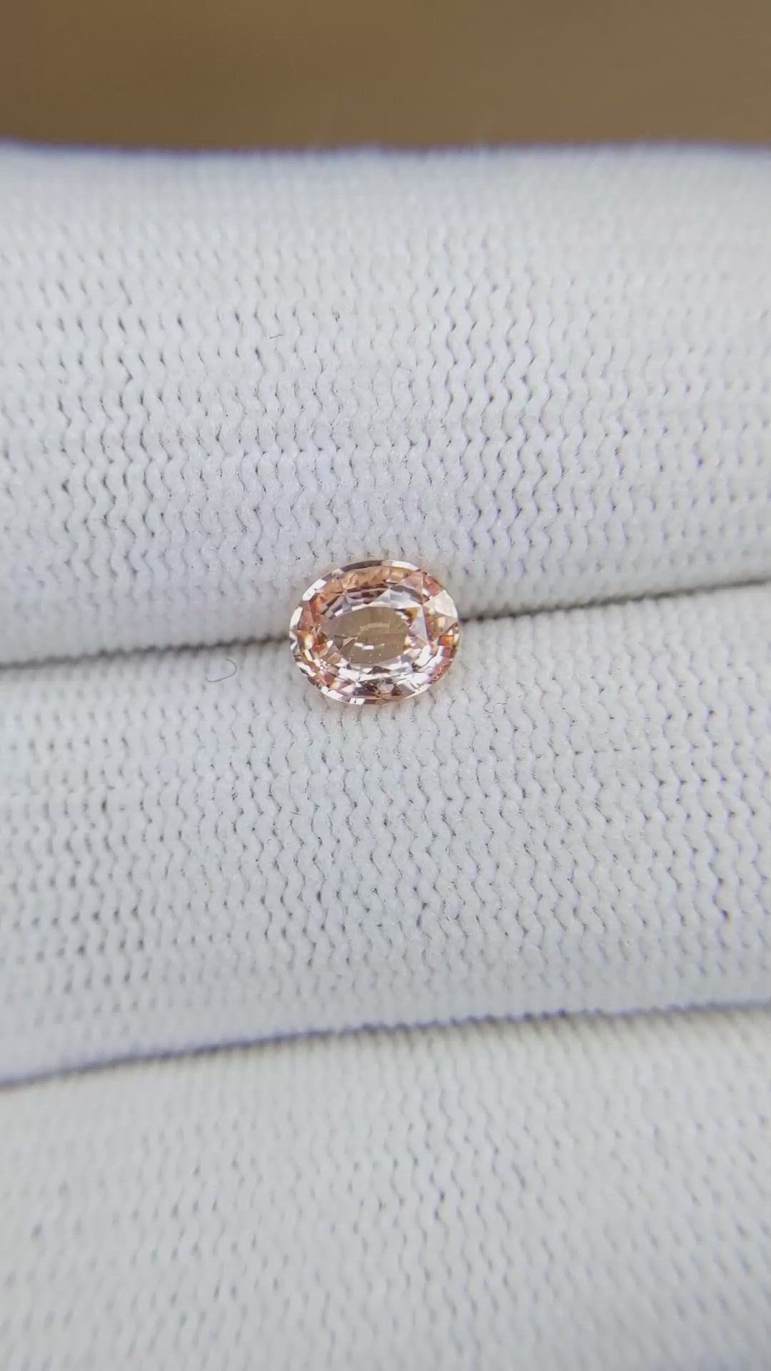 0.97 Ct. Padparadscha Sapphire from Ceylon (Sri Lanka) Size Video