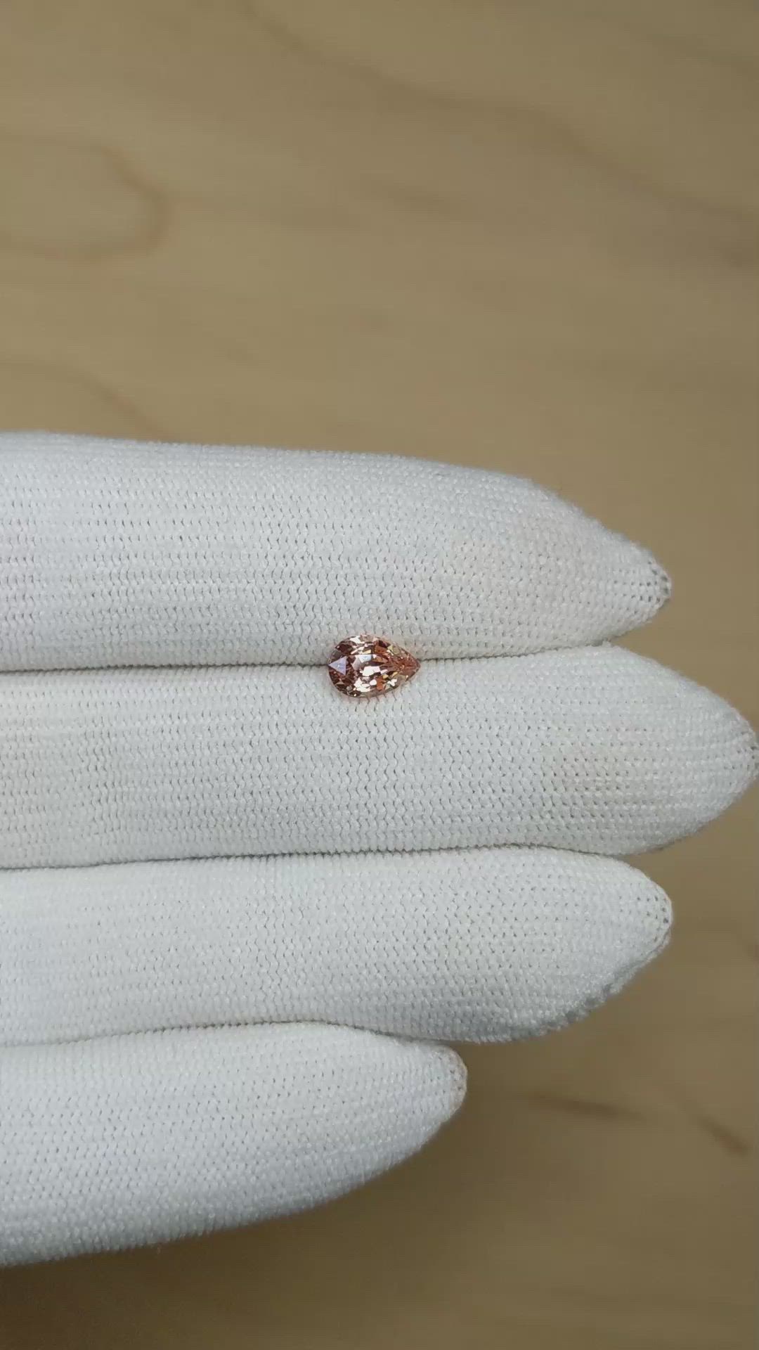 1.05 Ct. Padparadscha Sapphire from Ceylon (Sri Lanka) Size Video