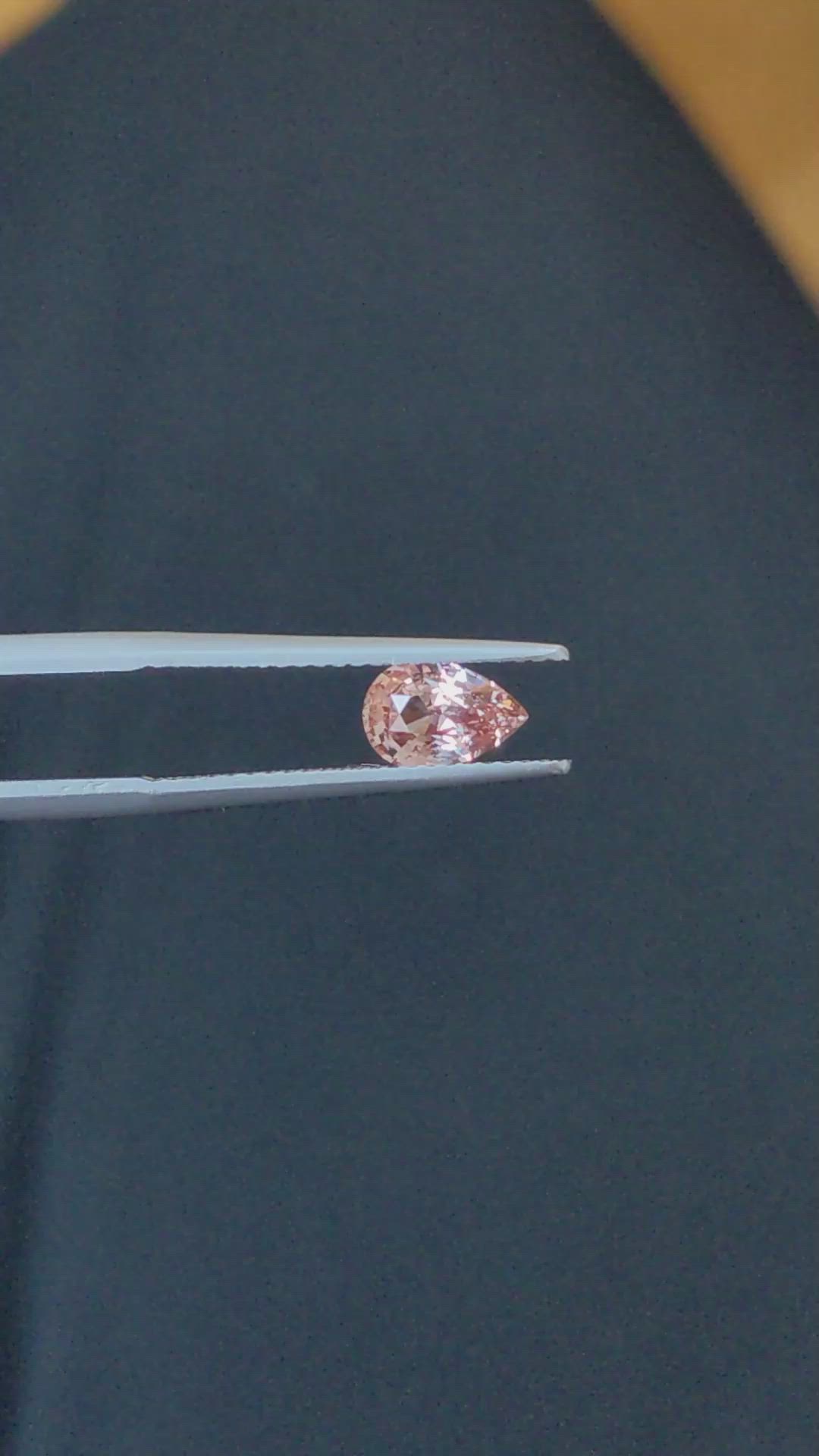 1.05 Ct. Padparadscha Sapphire from Ceylon (Sri Lanka) Size Video