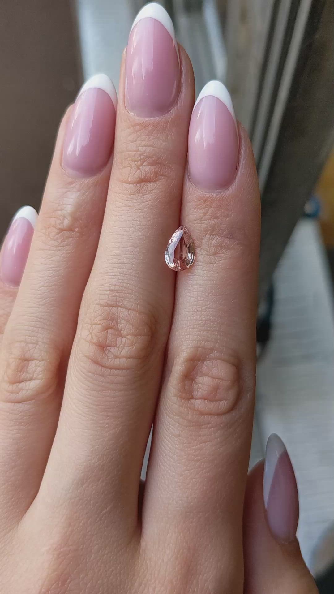 1.08 Ct. Padparadscha Sapphire from Ceylon (Sri Lanka) Size Video