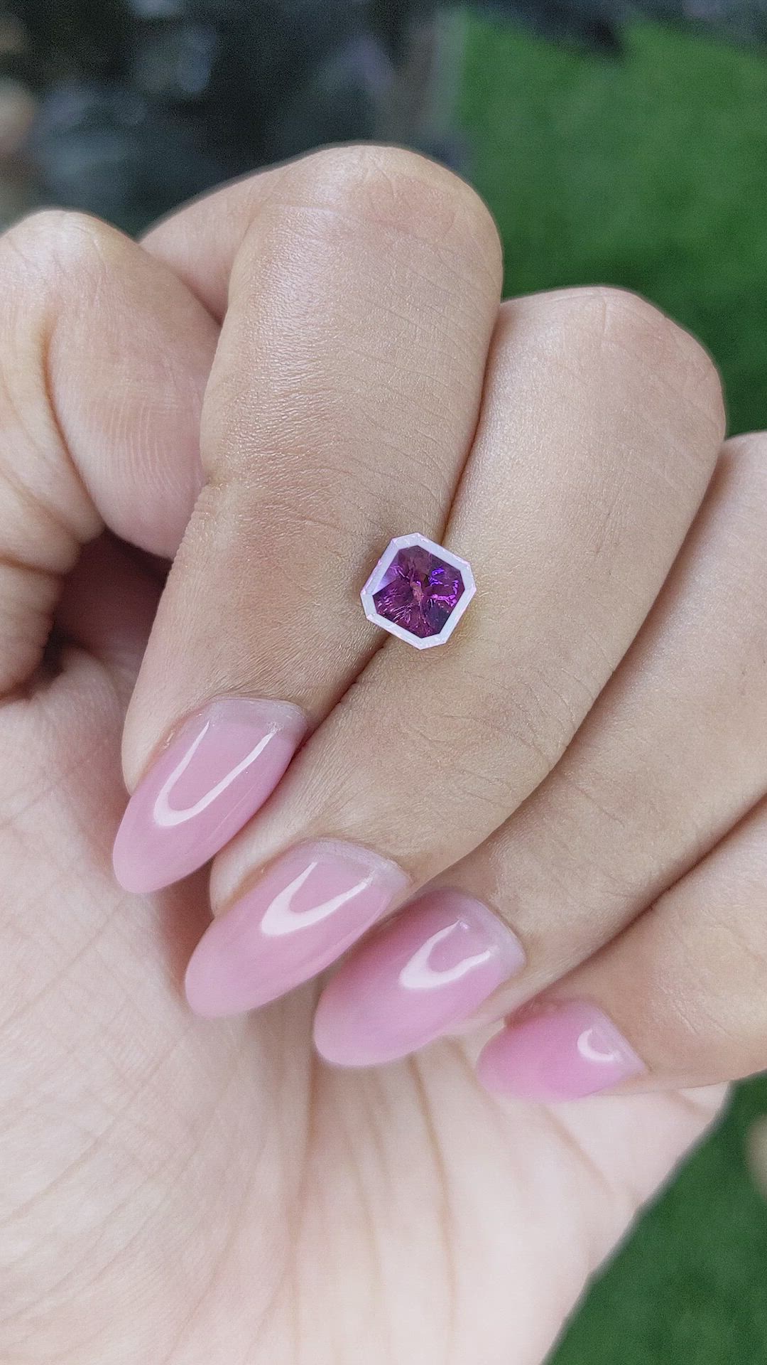 1.20 Ct. Bi Color / Parti Sapphire from Ceylon (Sri Lanka) Size Video