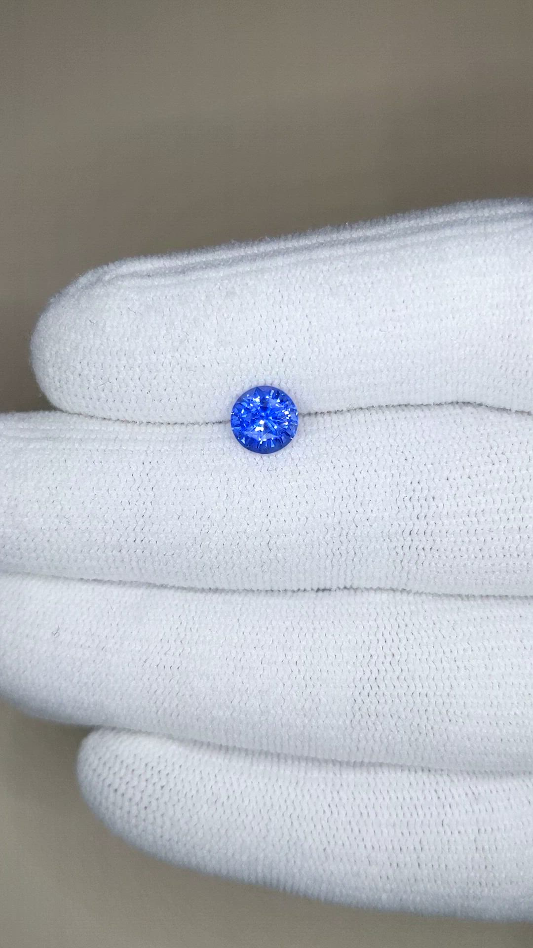 1.44 Ct. Blue Sapphire from Ceylon (Sri Lanka) Size Video