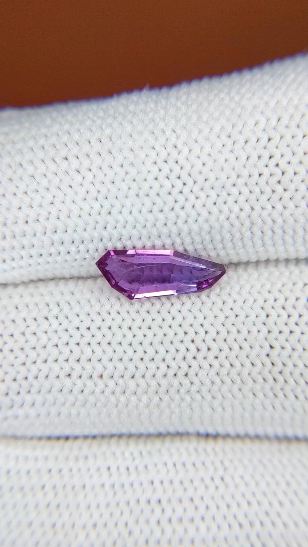 1.33 Ct. Pinkish Purple Sapphire from Ceylon (Sri Lanka) Size Video