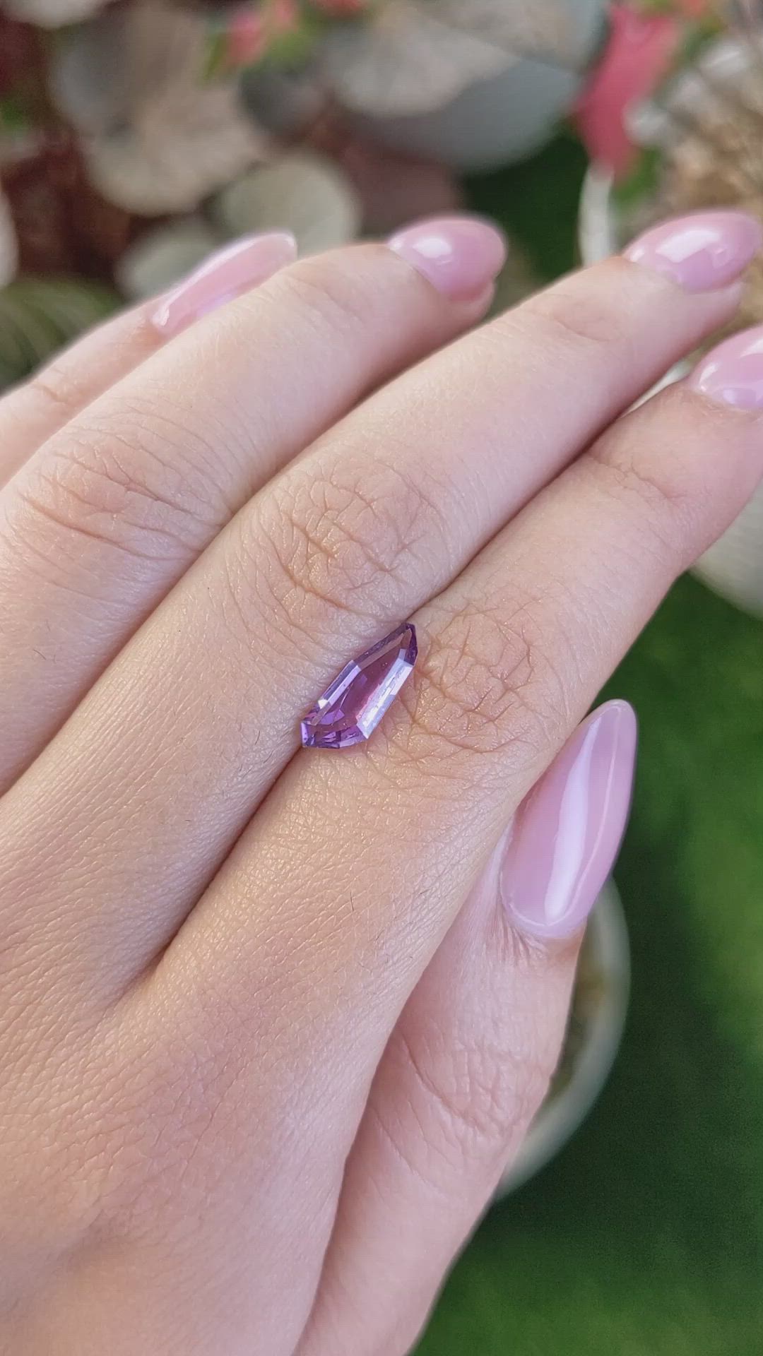 1.33 Ct. Pinkish Purple Sapphire from Ceylon (Sri Lanka) Size Video