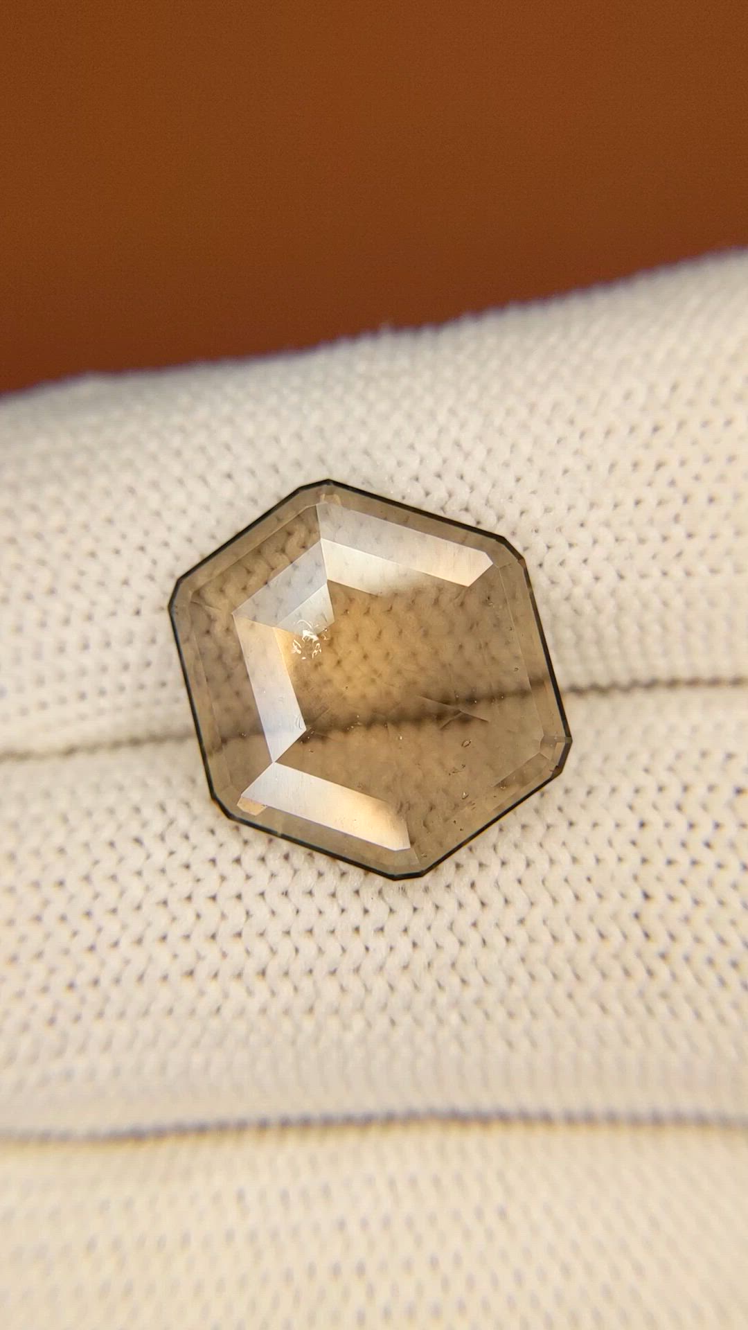 8.01 Ct. Color Change Sapphire from Ceylon (Sri Lanka) Size Video
