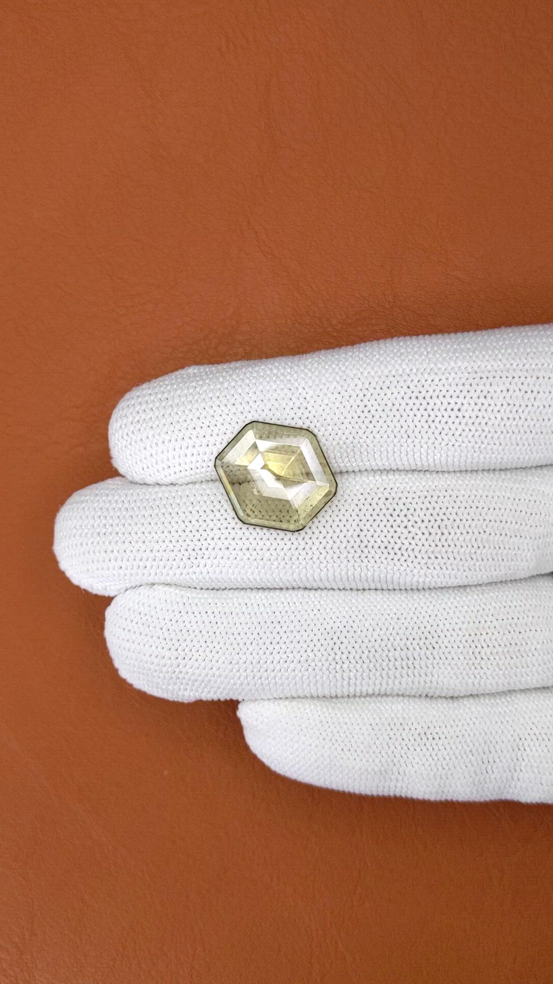 8.01 Ct. Color Change Sapphire from Ceylon (Sri Lanka) Size Video