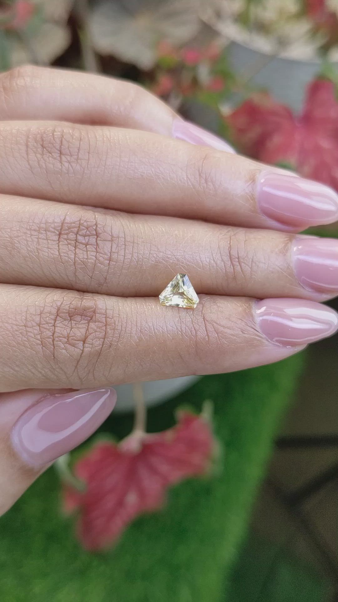 0.88 Ct. Yellow Sapphire from Ceylon (Sri Lanka) Size Video
