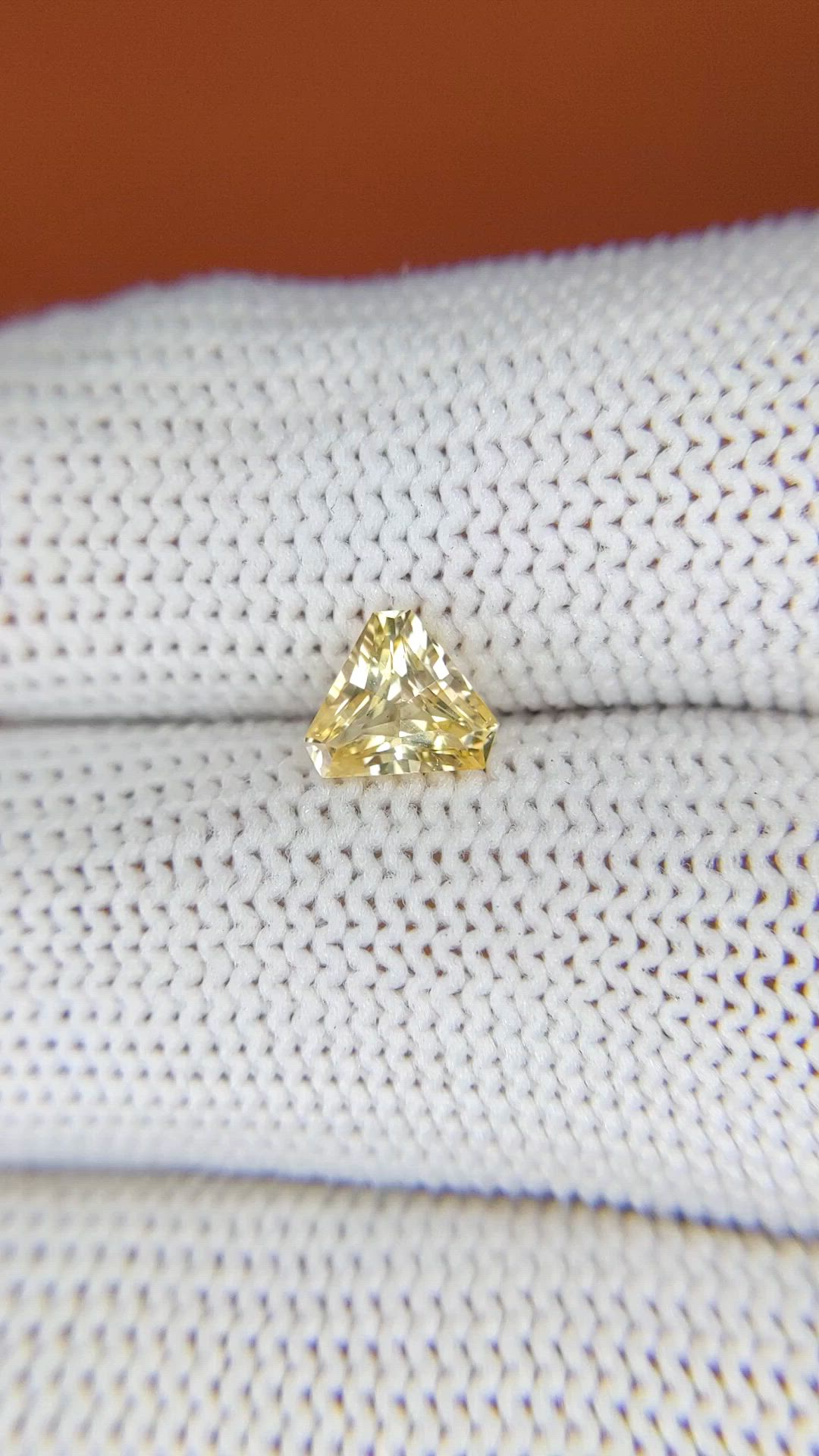 0.88 Ct. Yellow Sapphire from Ceylon (Sri Lanka) Size Video