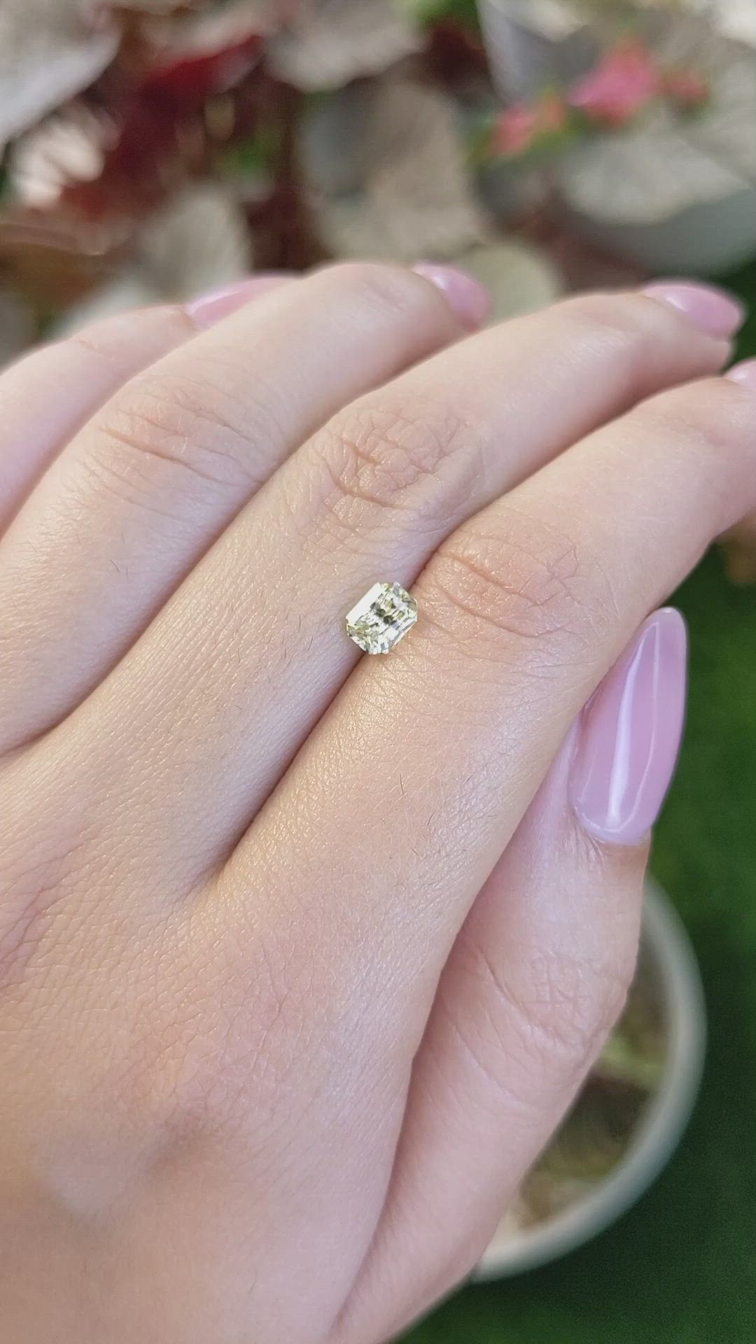 0.95 Ct. Yellow Sapphire from Ceylon (Sri Lanka) Size Video