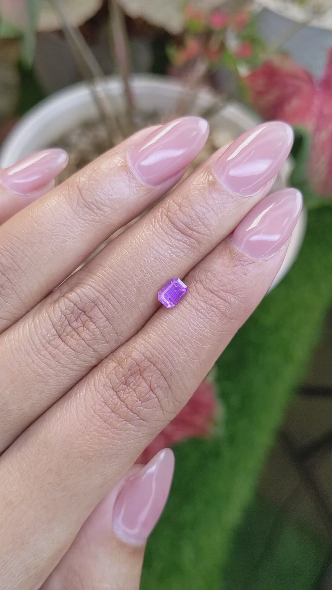 0.62 Ct. Pinkish Purple Sapphire from Ceylon (Sri Lanka) Size Video