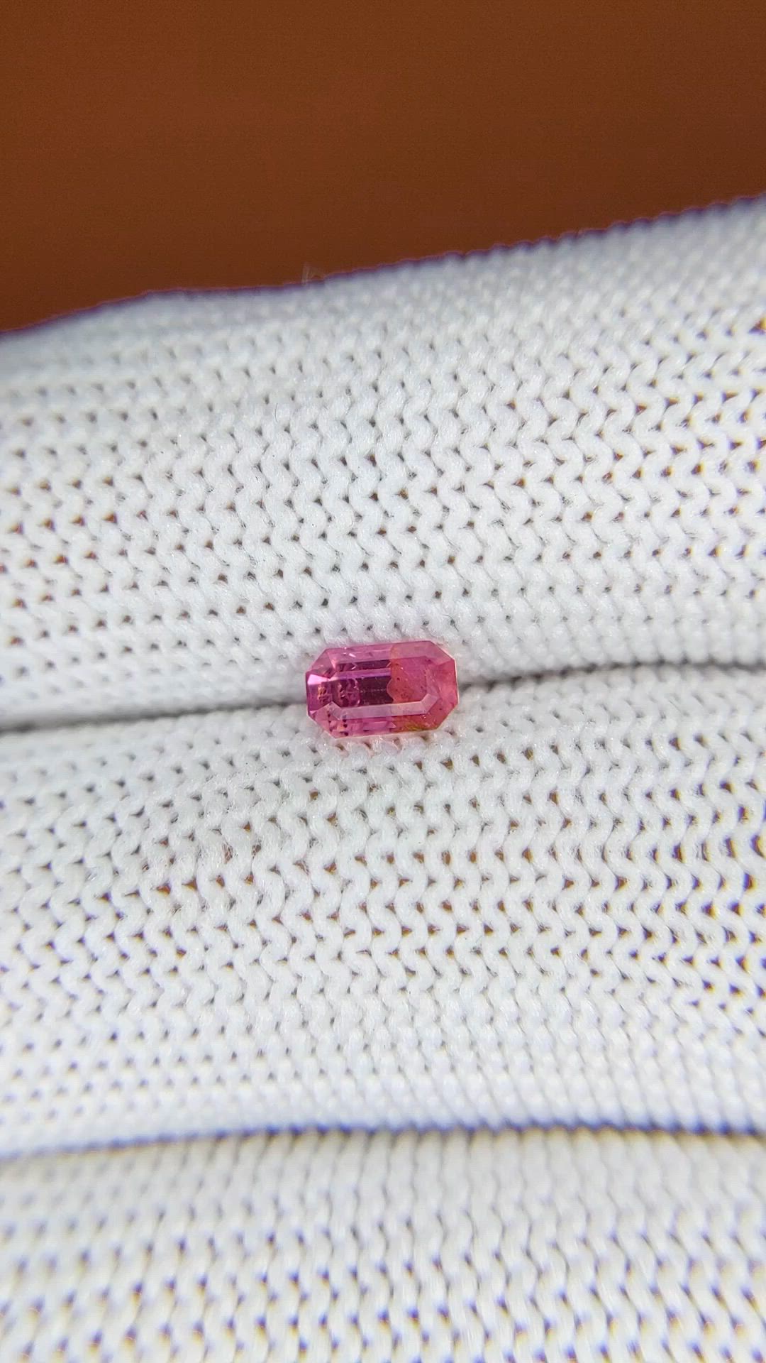 0.67 Ct. Pink Sapphire from Ceylon (Sri Lanka) Size Video