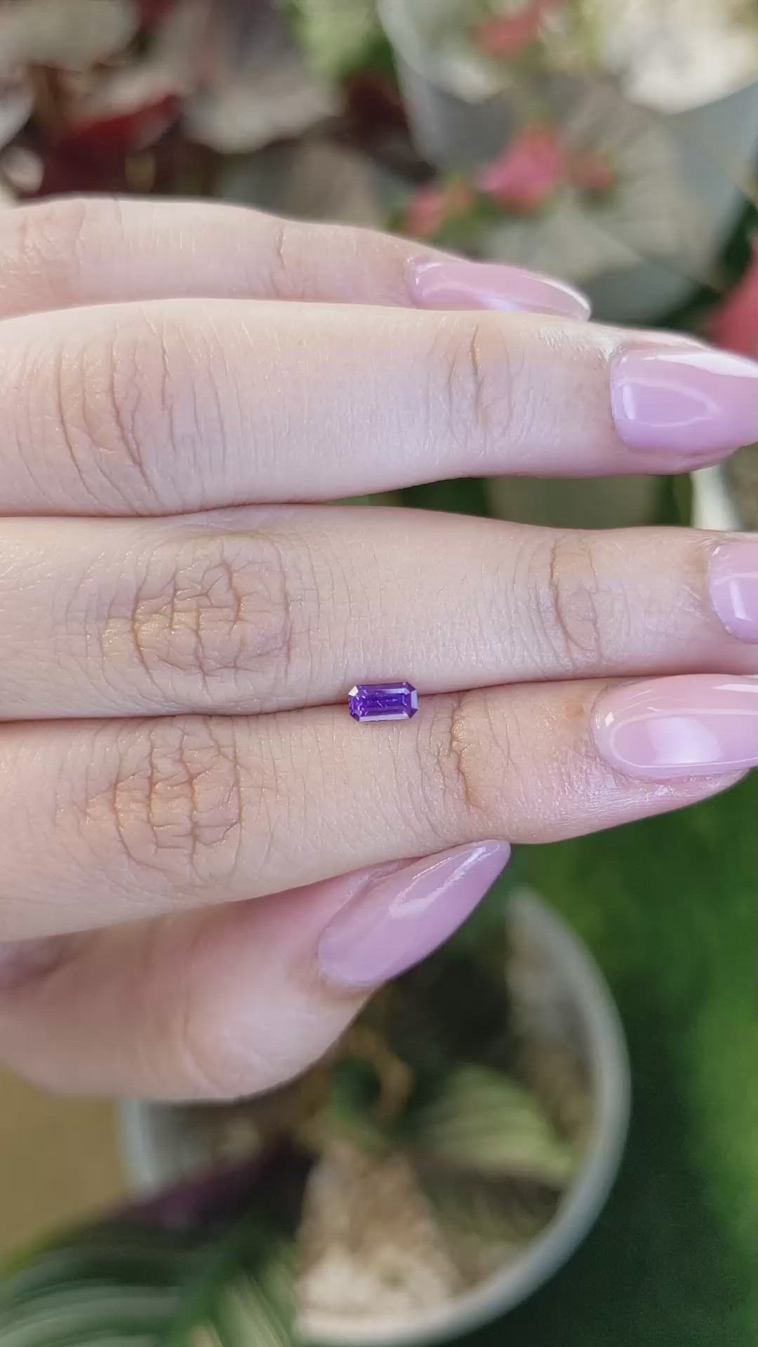 0.42 Ct. Pinkish Purple Sapphire from Ceylon (Sri Lanka) Size Video