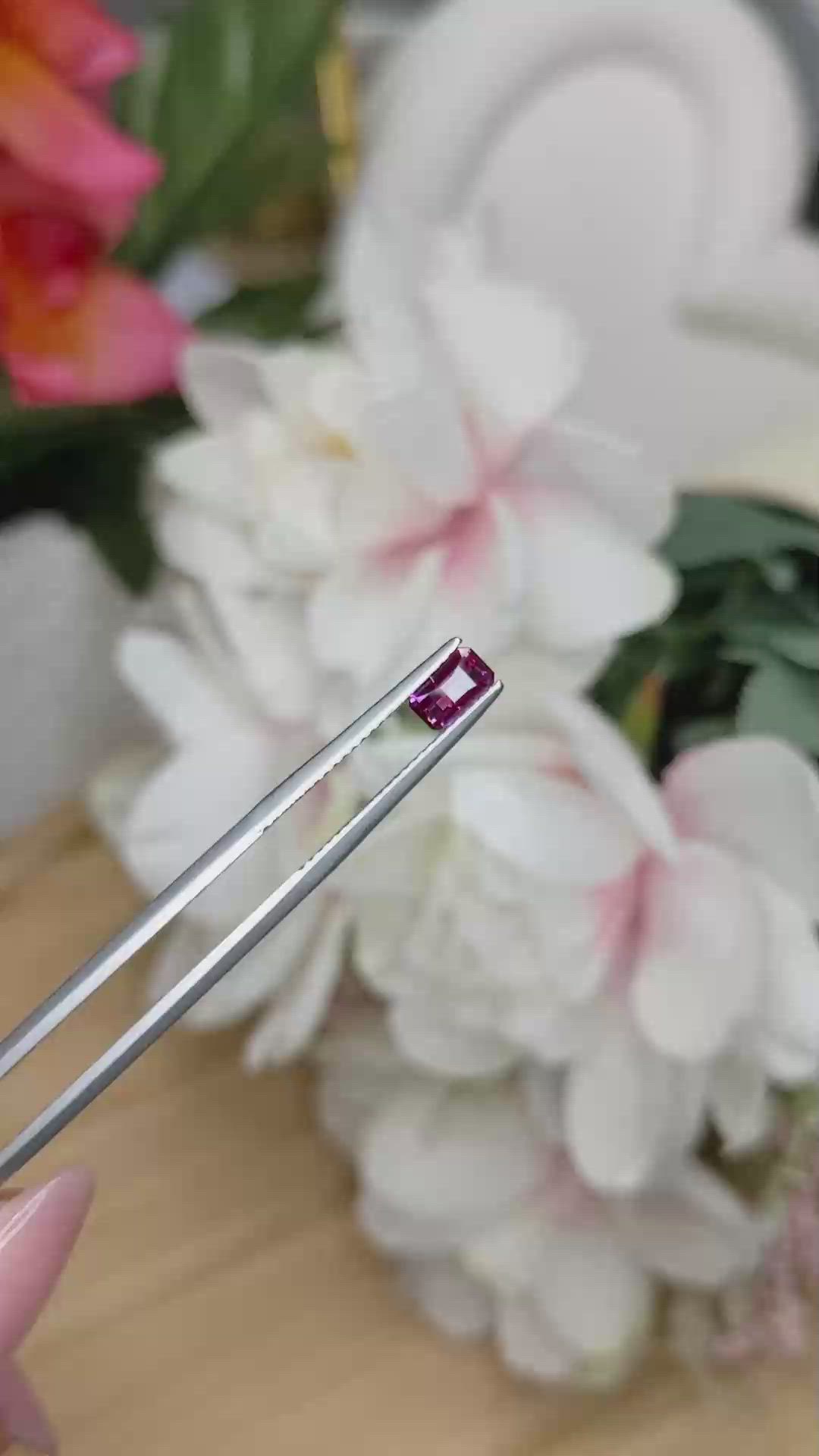 0.61 Ct. Reddish Pink Sapphire from Ceylon (Sri Lanka) Size Video