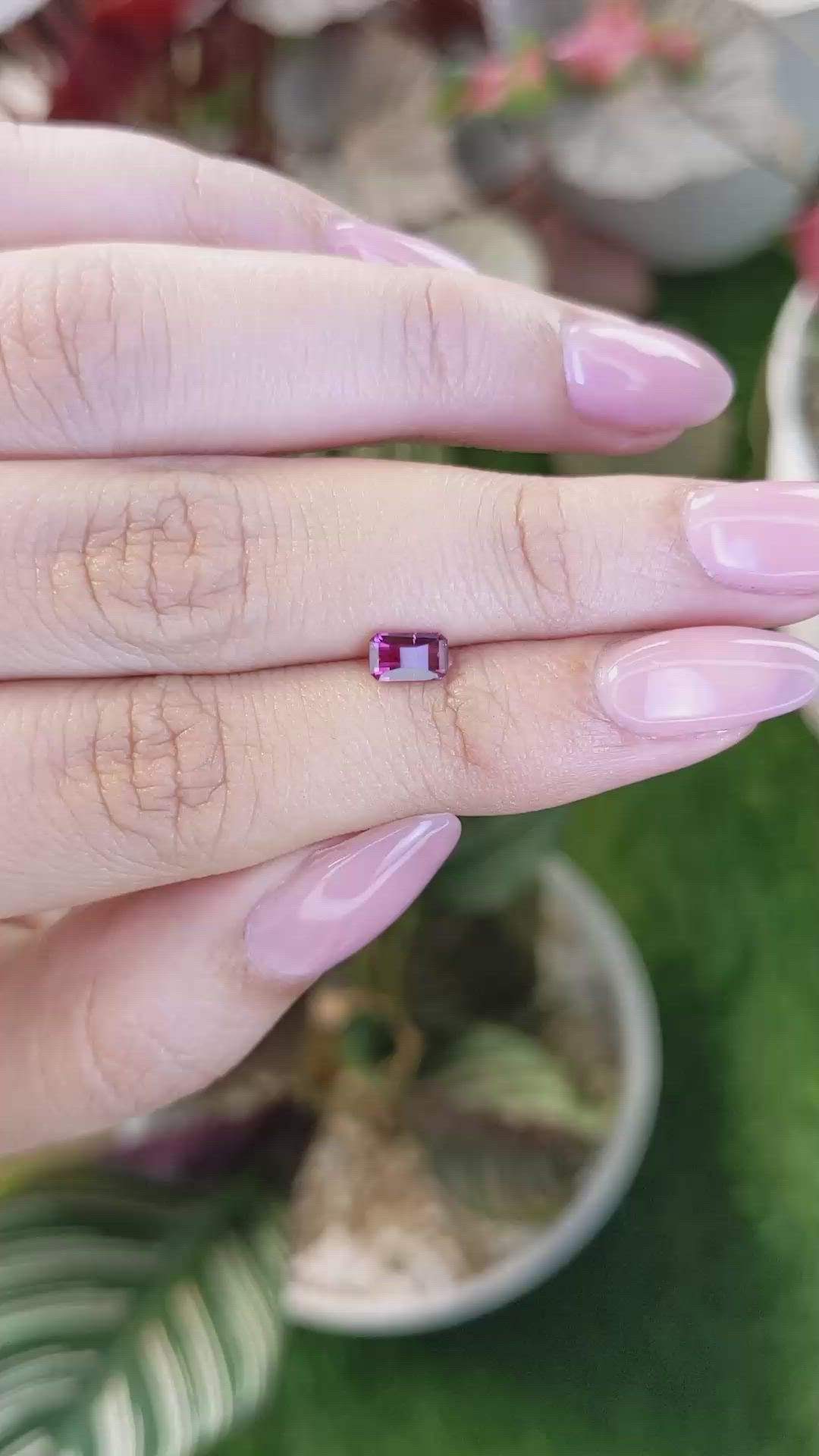 0.61 Ct. Reddish Pink Sapphire from Ceylon (Sri Lanka) Size Video