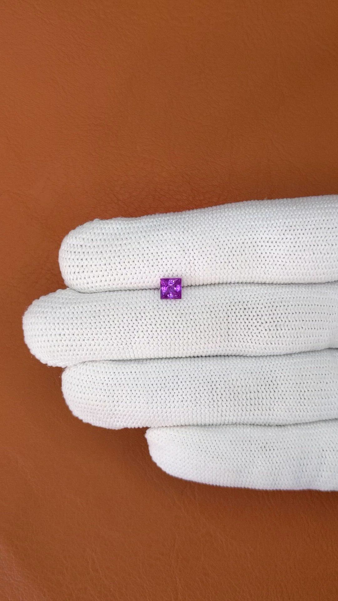 0.70 Ct. Pinkish Purple Sapphire from Ceylon (Sri Lanka) Size Video